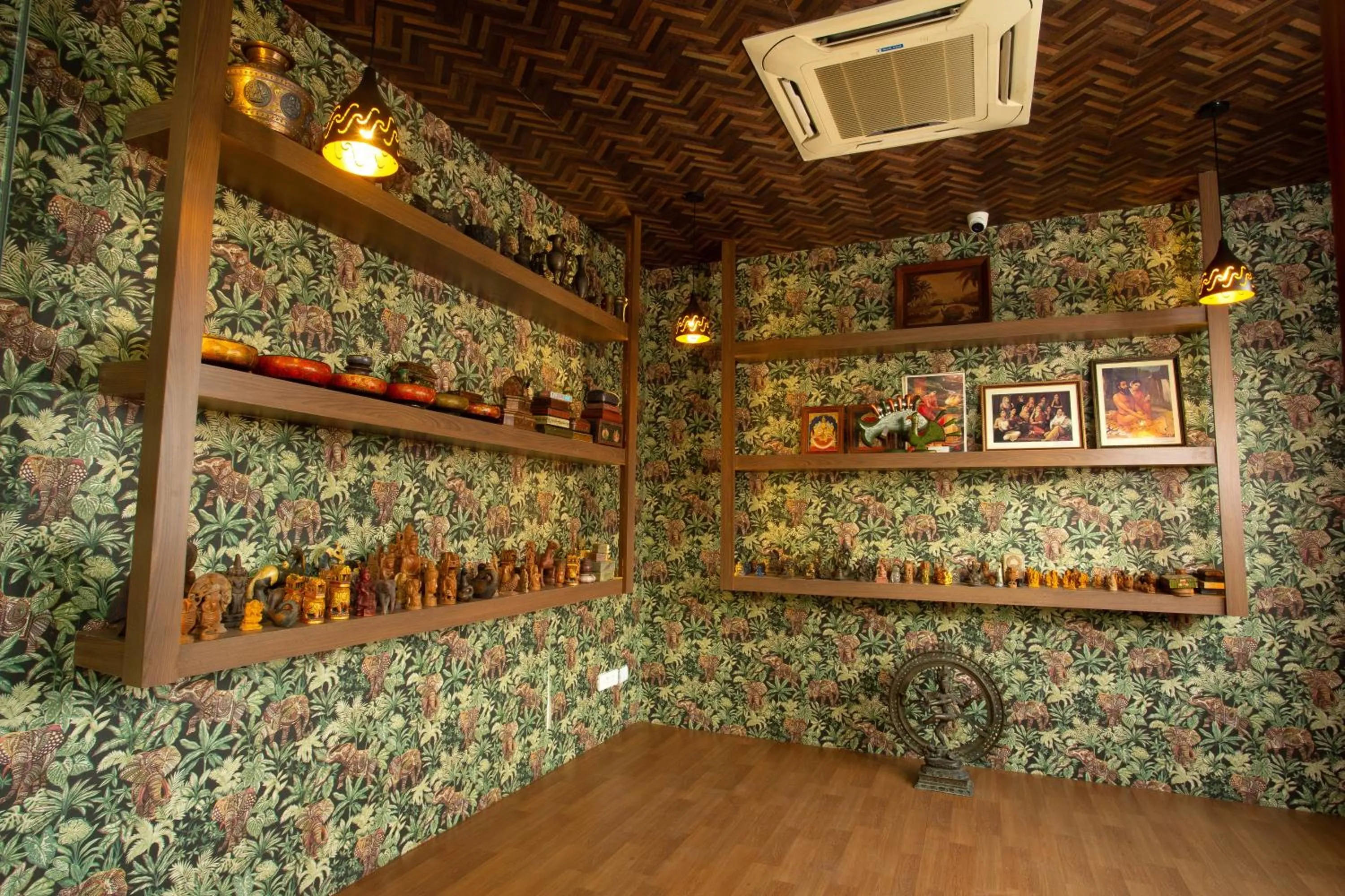 On-site shops in Gokulam Park Coimbatore