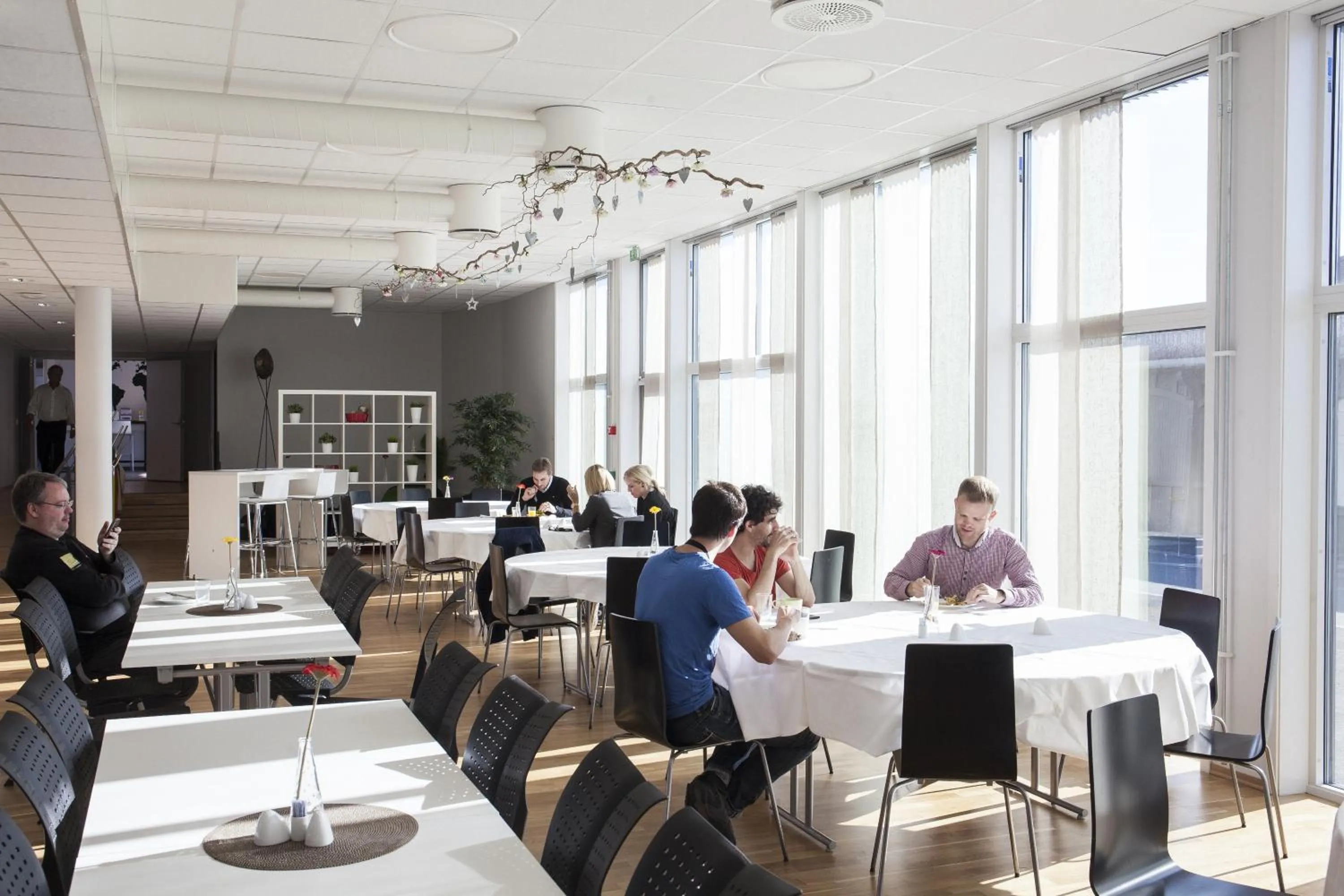 Restaurant/places to eat in P-Hotels Brattøra