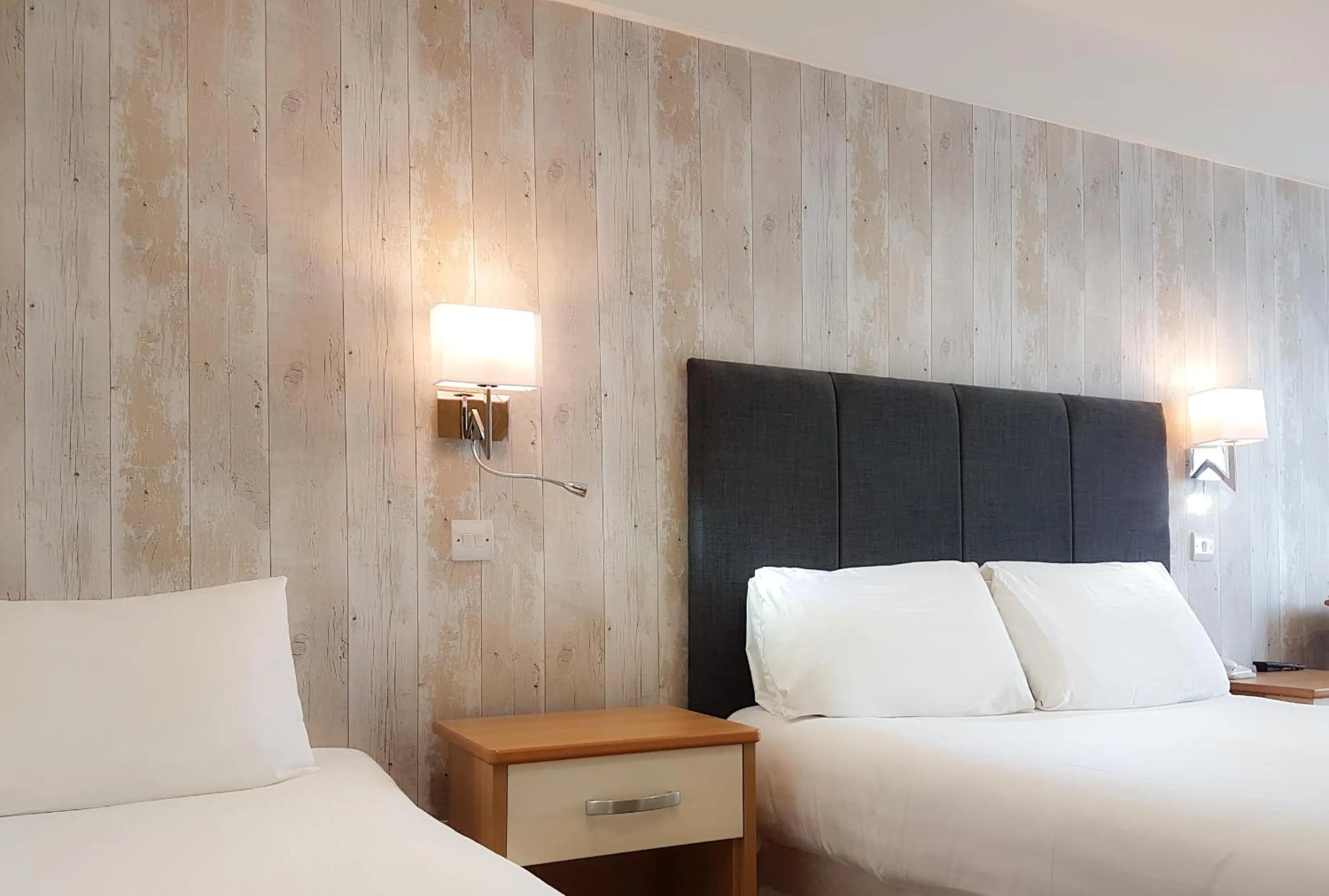 Bed in Ocean Beach Hotel & Spa - OCEANA COLLECTION