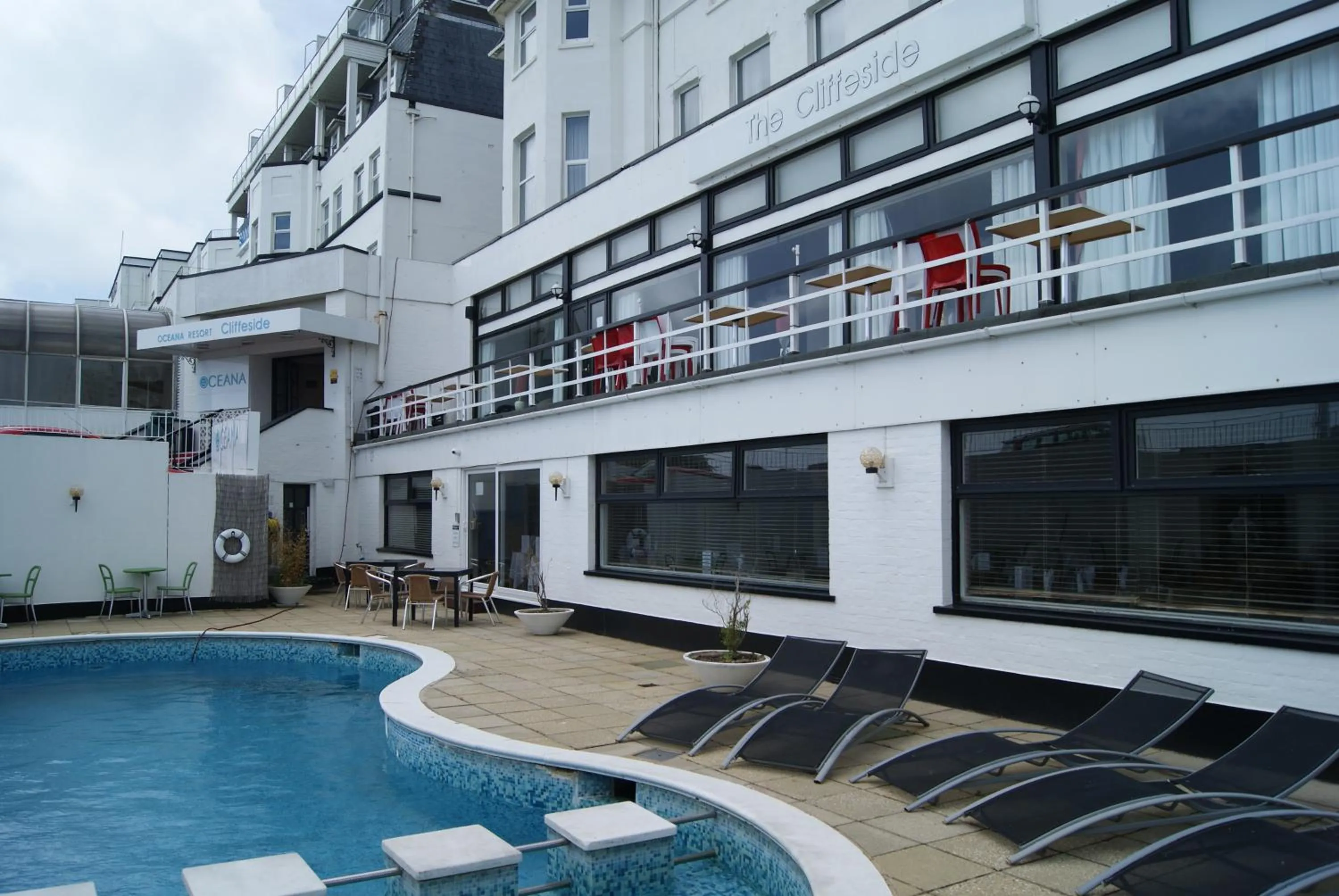 Swimming pool in Ocean Beach Hotel & Spa - OCEANA COLLECTION