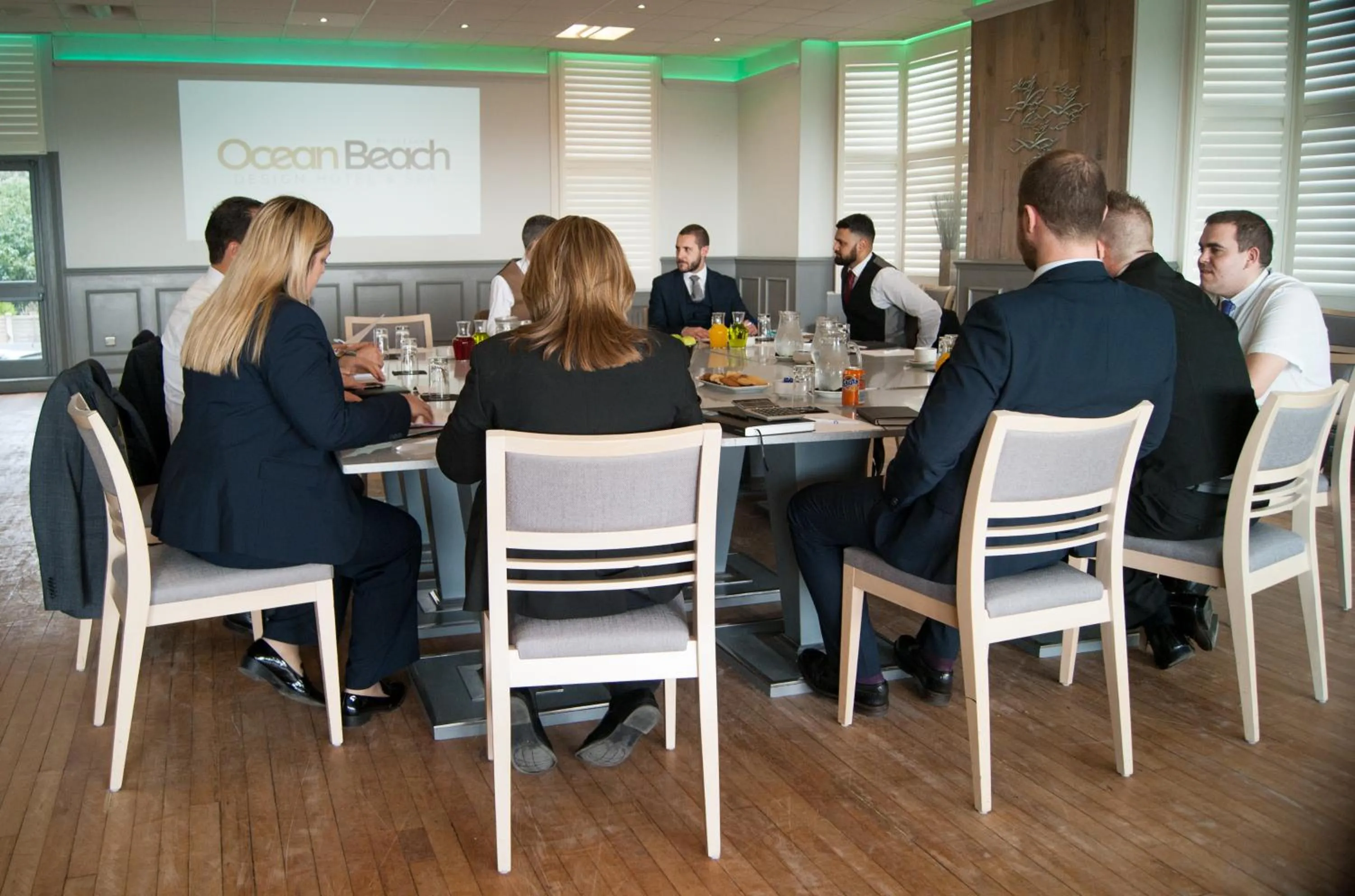 People in Ocean Beach Hotel & Spa - OCEANA COLLECTION