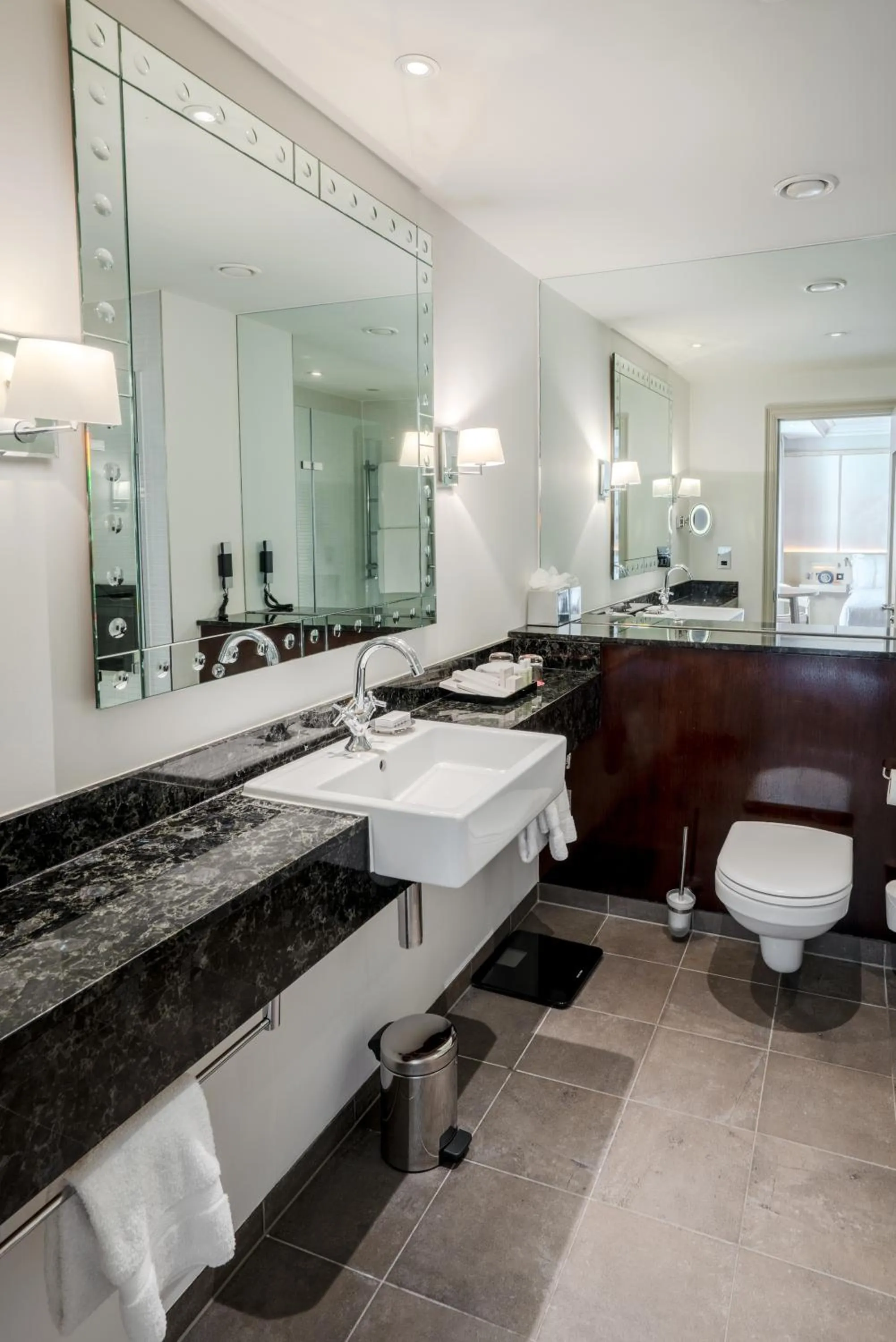 Bathroom in The Prince Akatoki London