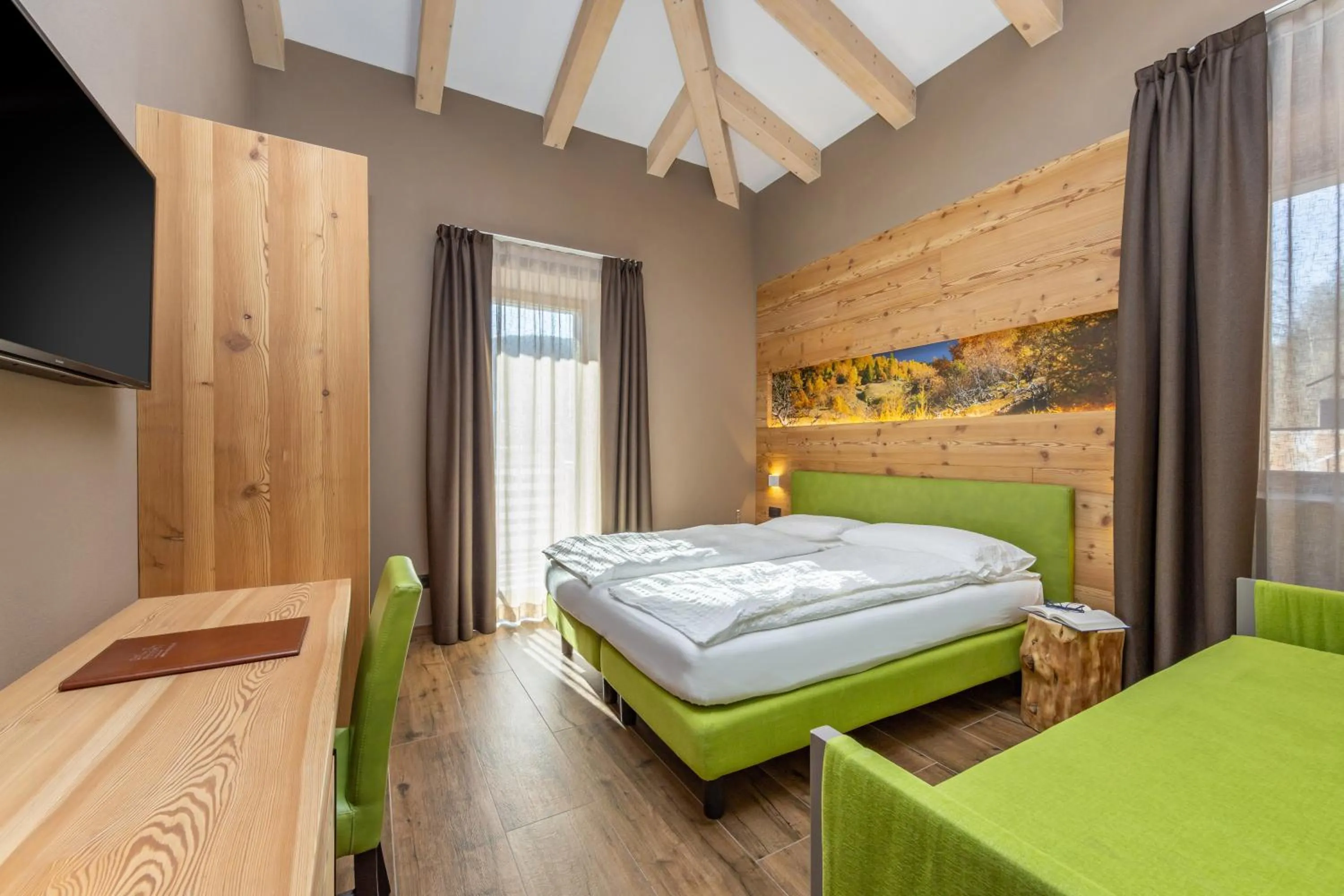 TV and multimedia, Bed in Hotel Vittoria - Ricarica l'anima