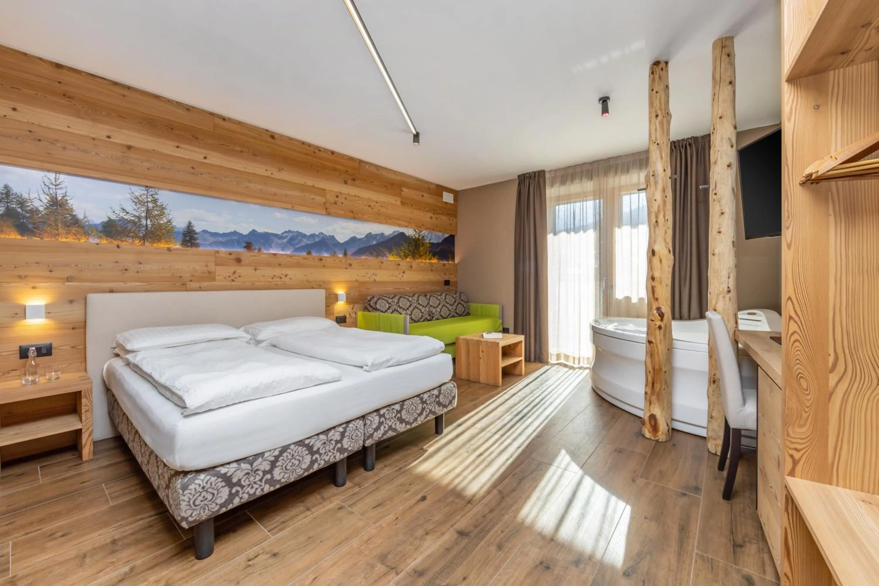 Bedroom, Bed in Hotel Vittoria - Ricarica l'anima