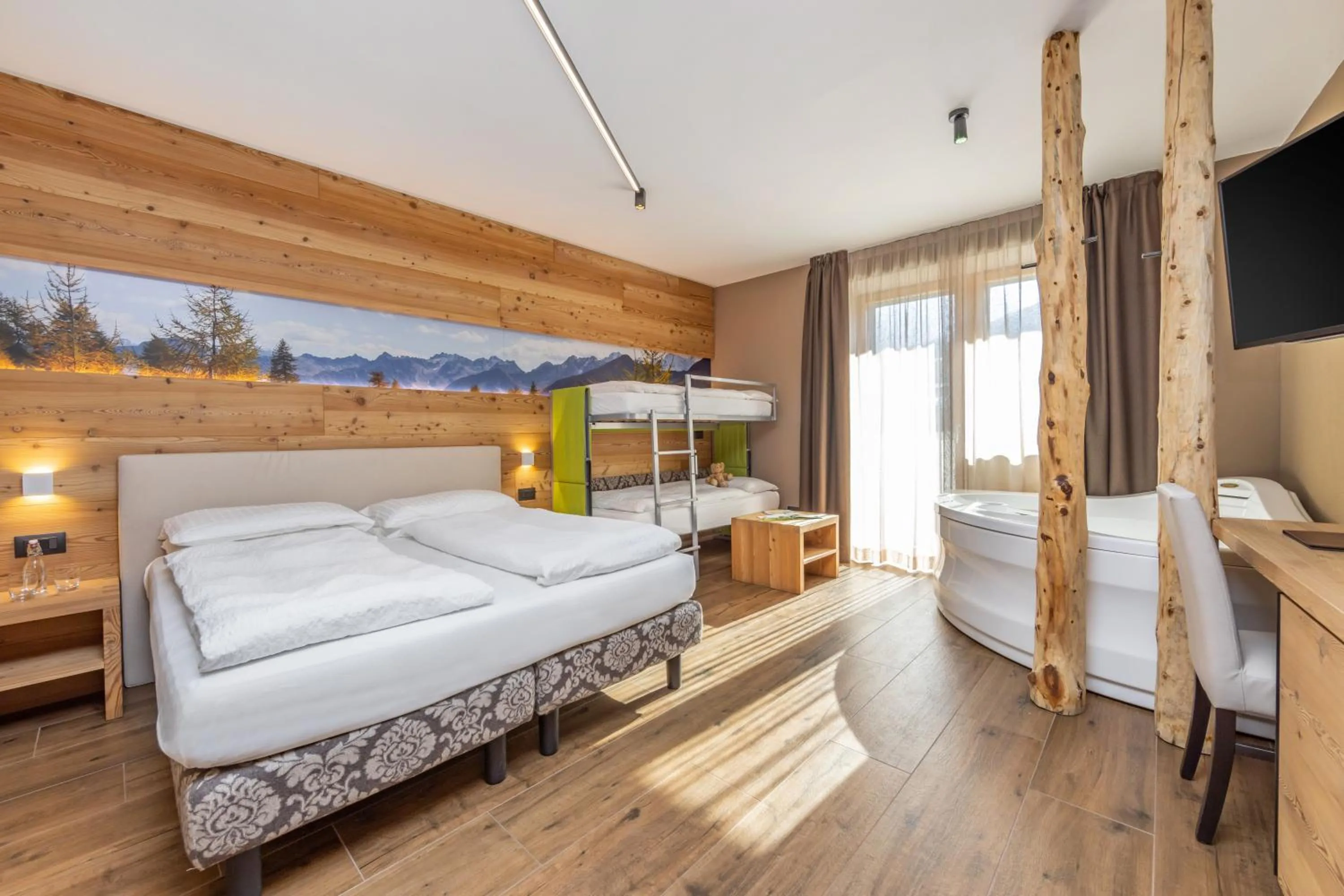 Hot Tub, Bed in Hotel Vittoria - Ricarica l'anima