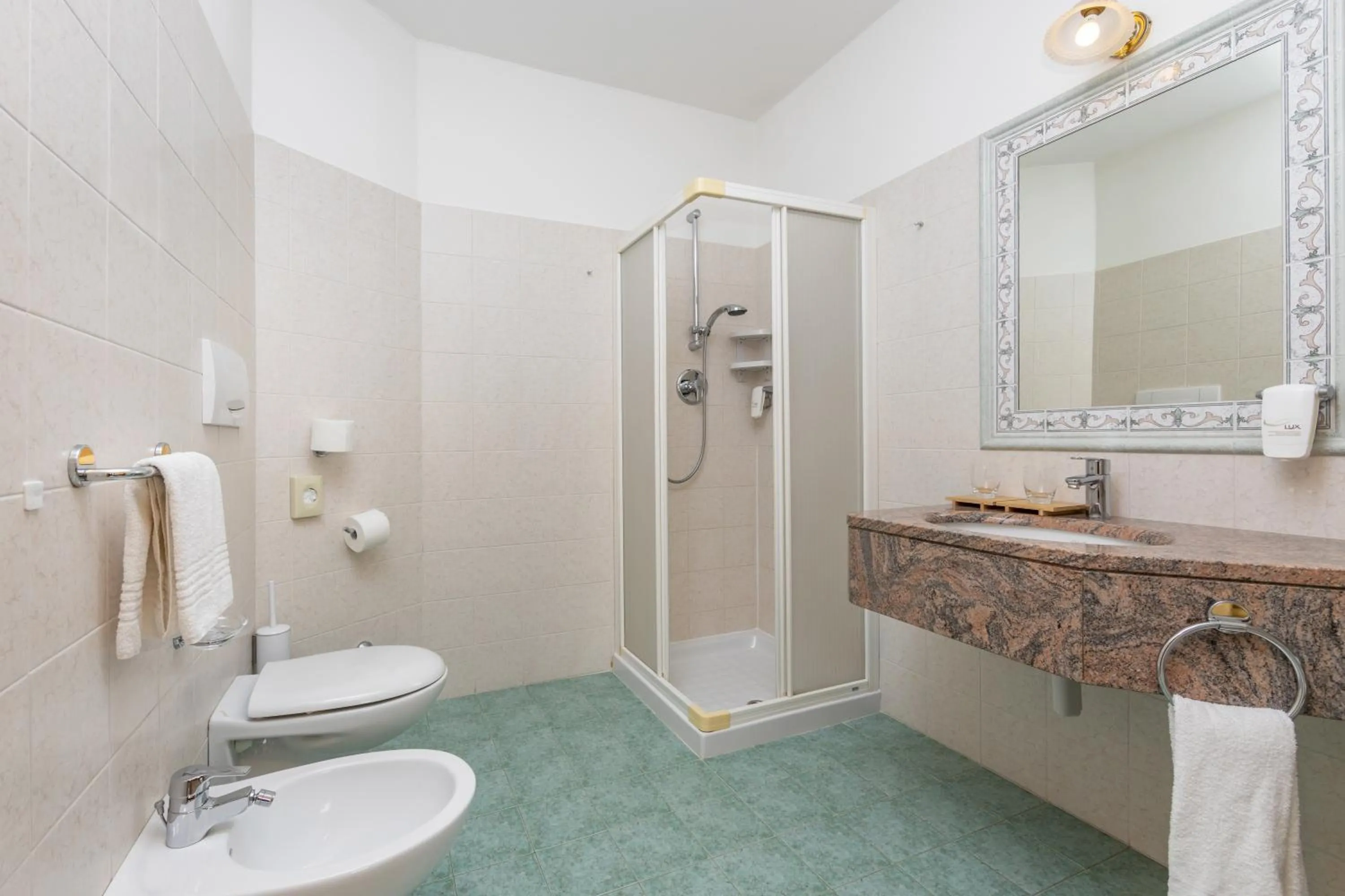 Bathroom in Hotel Vittoria - Ricarica l'anima