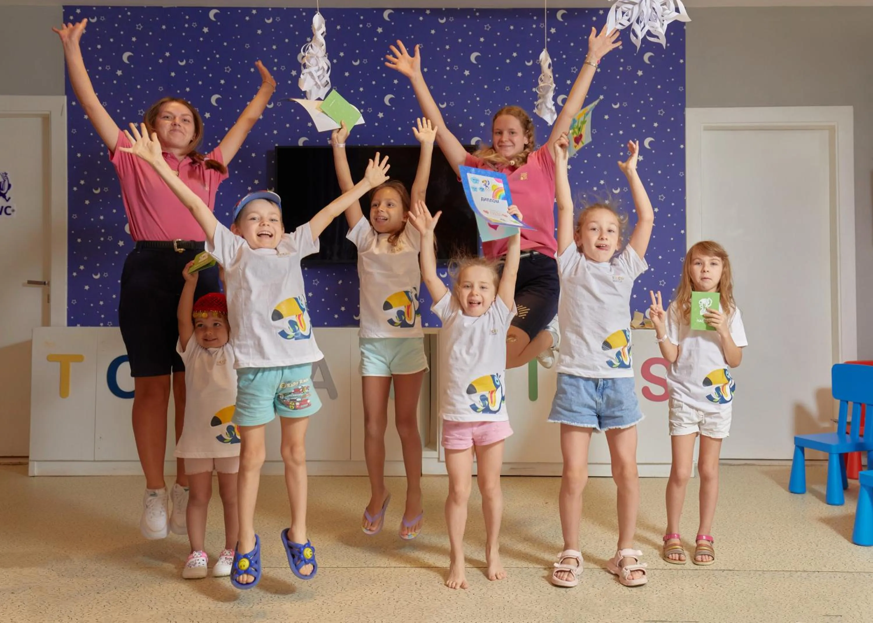 People in Bellagio Beach Resort & Spa