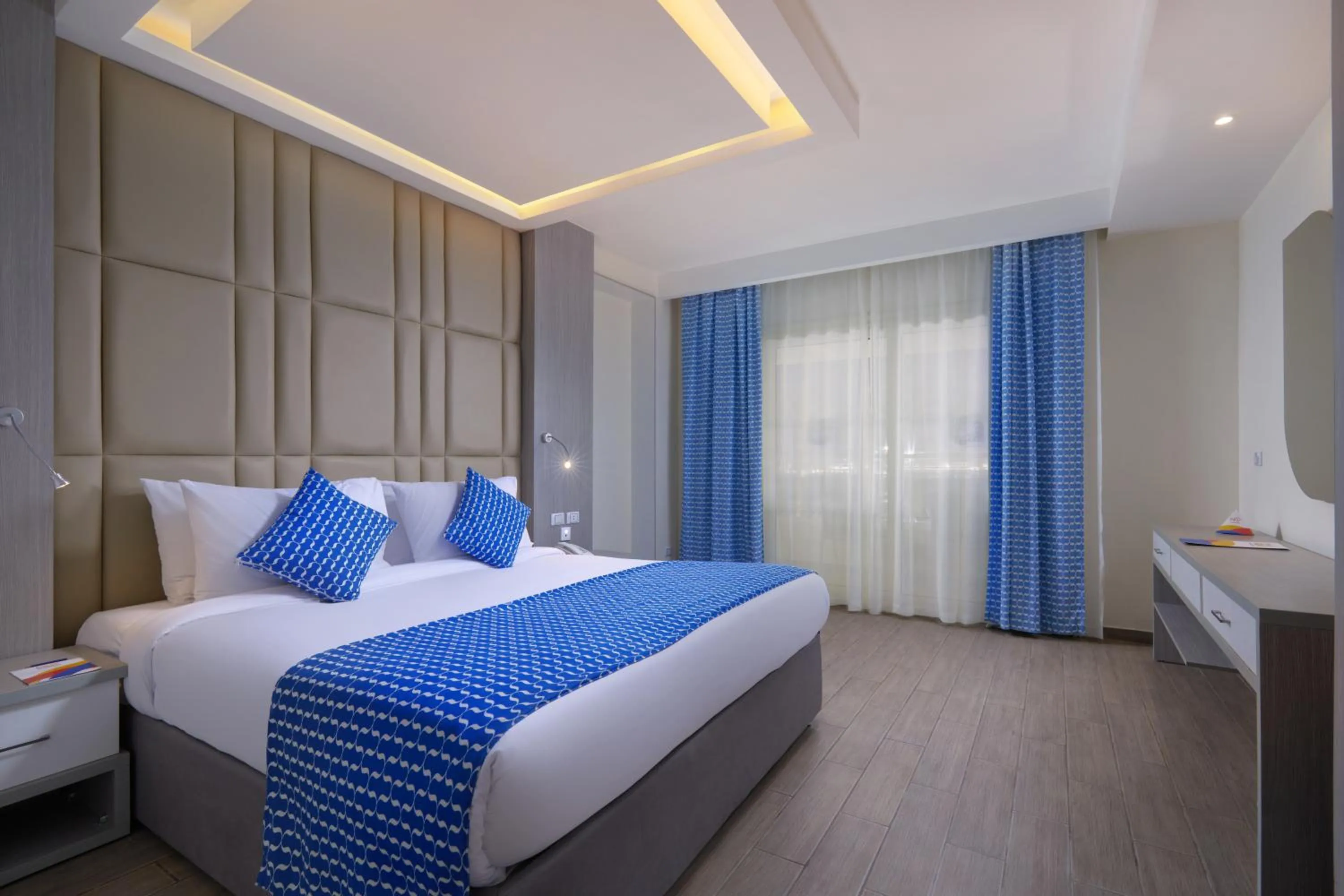 Bed in Bellagio Beach Resort & Spa