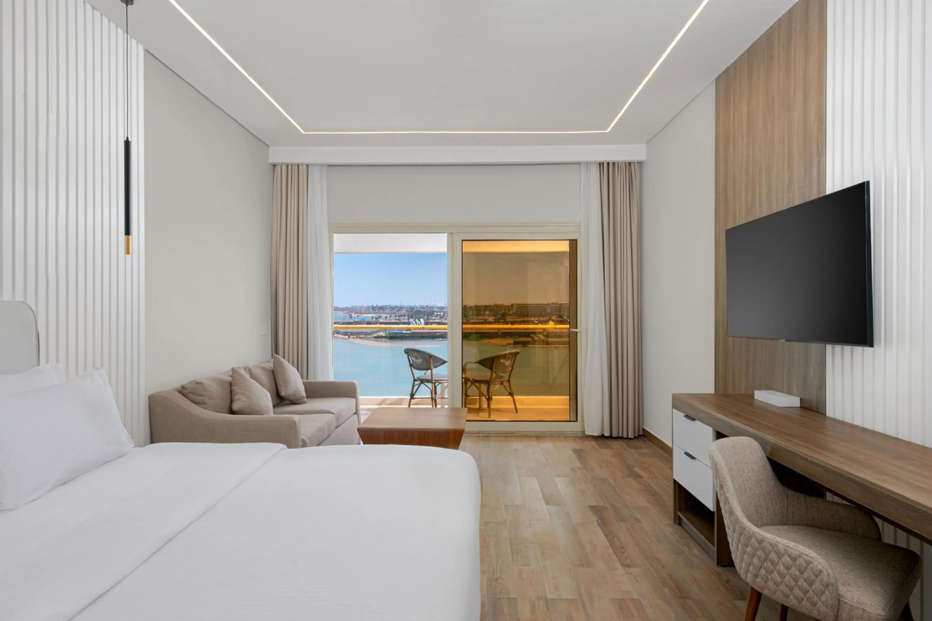 Photo of the whole room, Bed in Bellagio Beach Resort & Spa