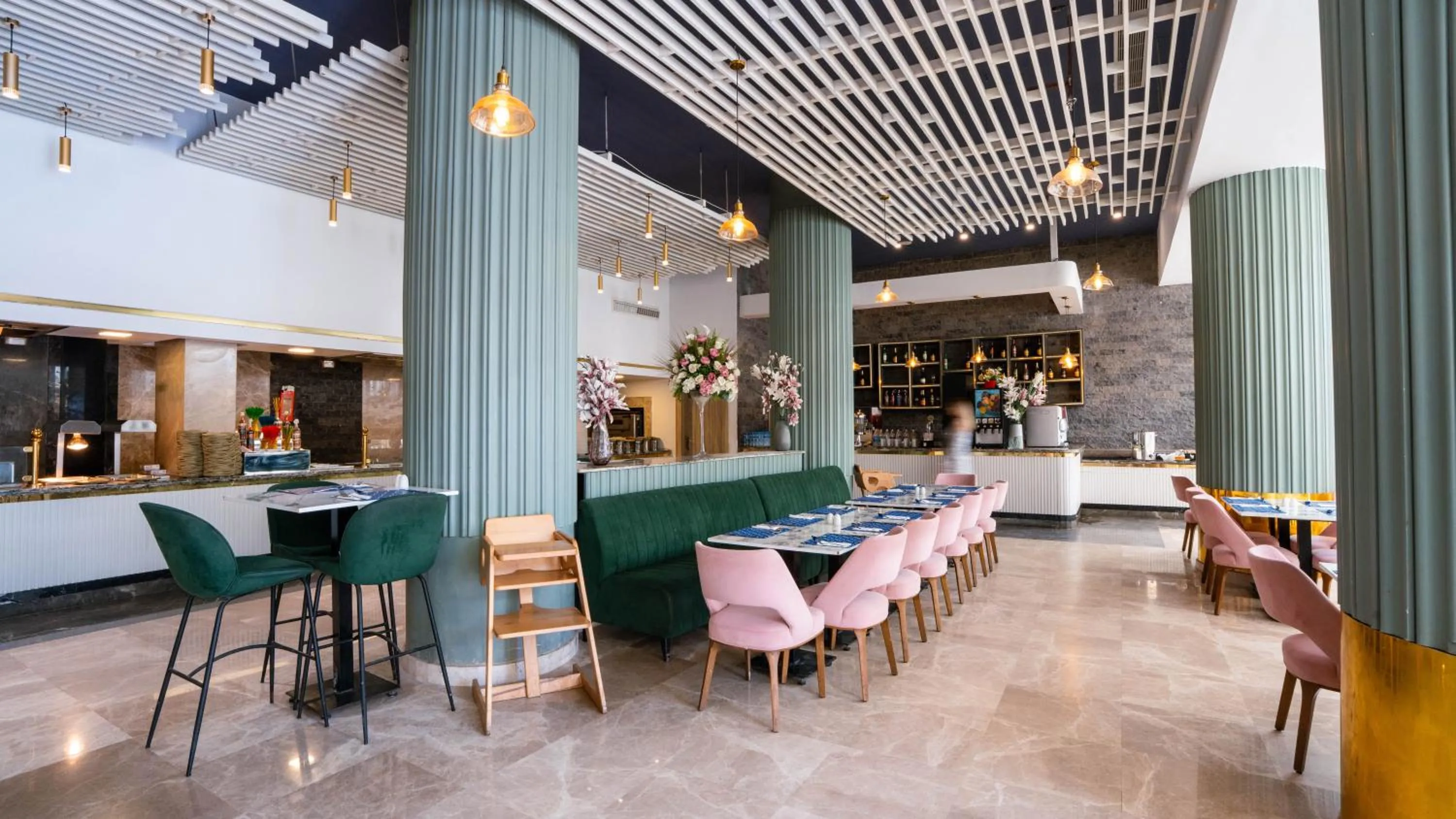 Restaurant/places to eat in Bellagio Beach Resort & Spa