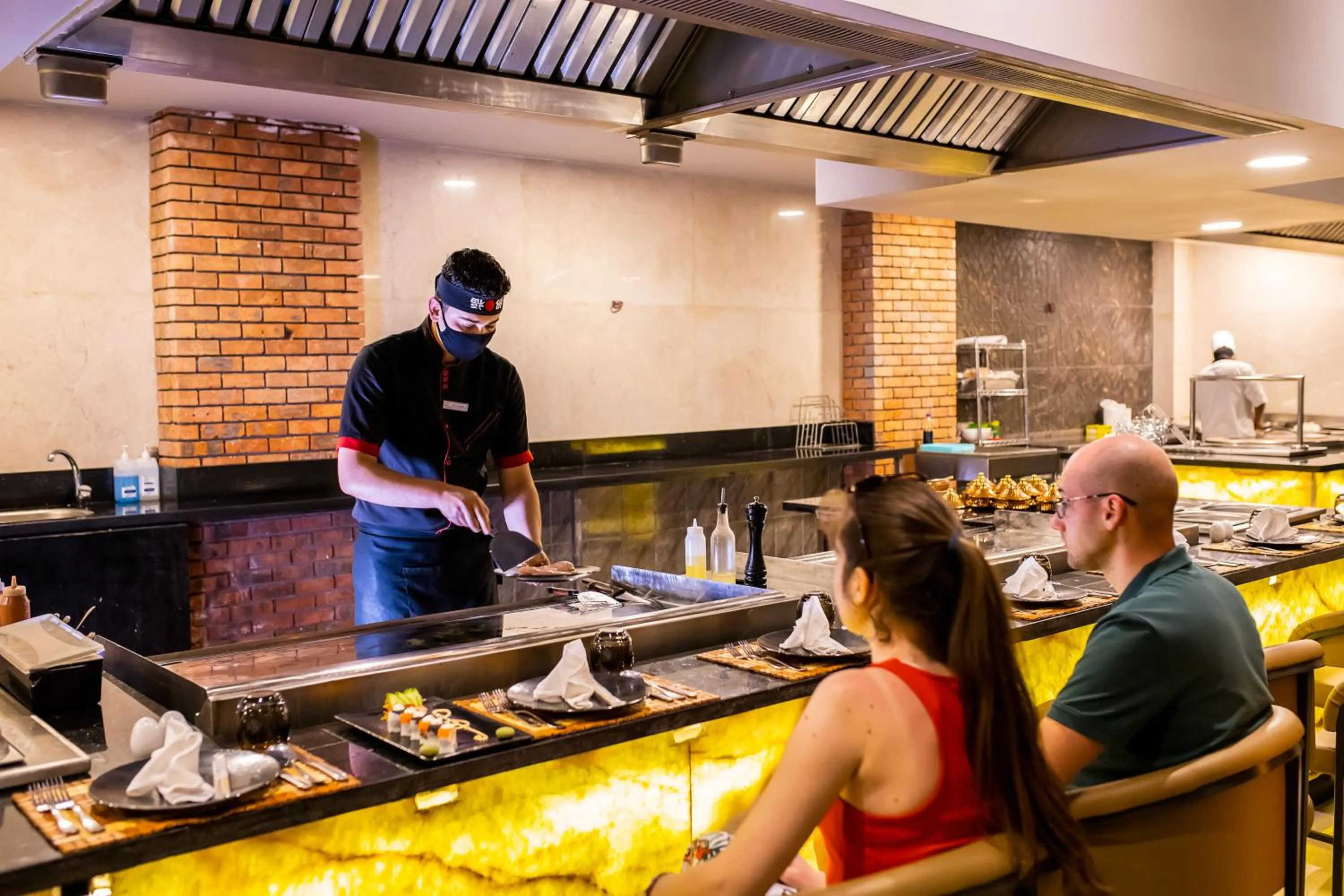 Restaurant/places to eat in Bellagio Beach Resort & Spa