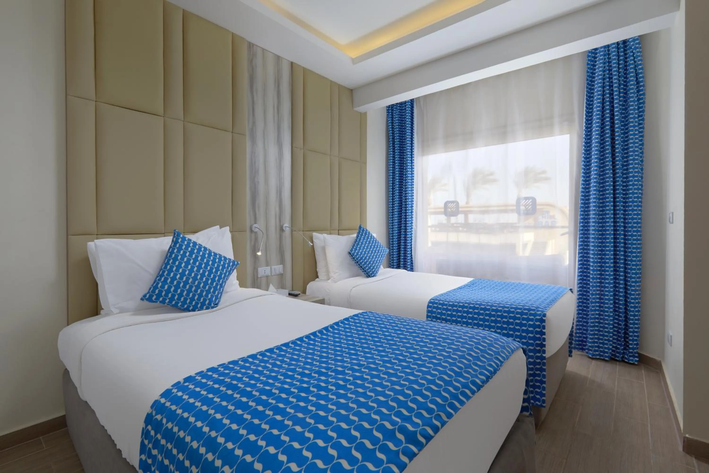 Bedroom, Bed in Bellagio Beach Resort & Spa