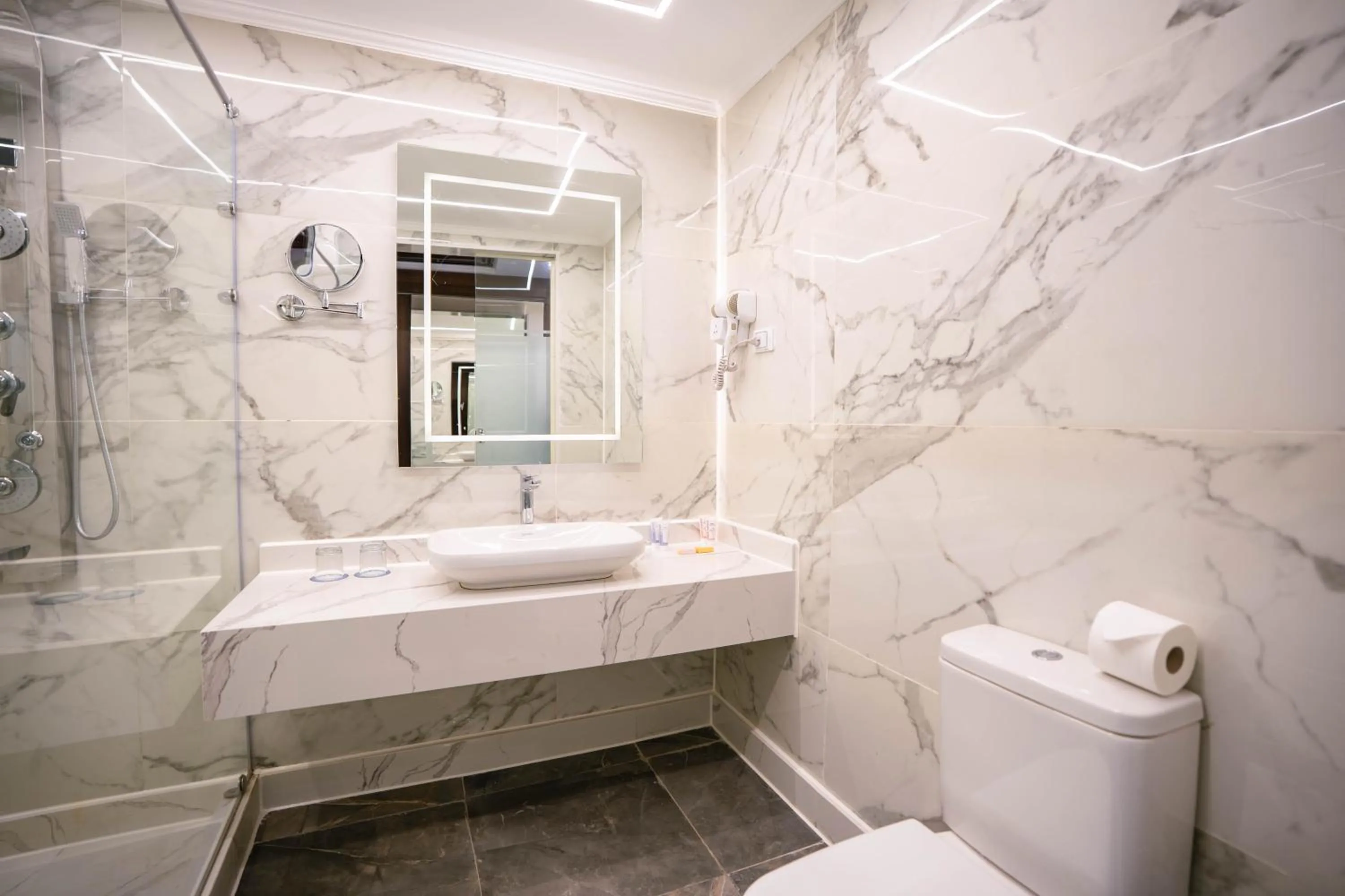 Bathroom in Bellagio Beach Resort & Spa