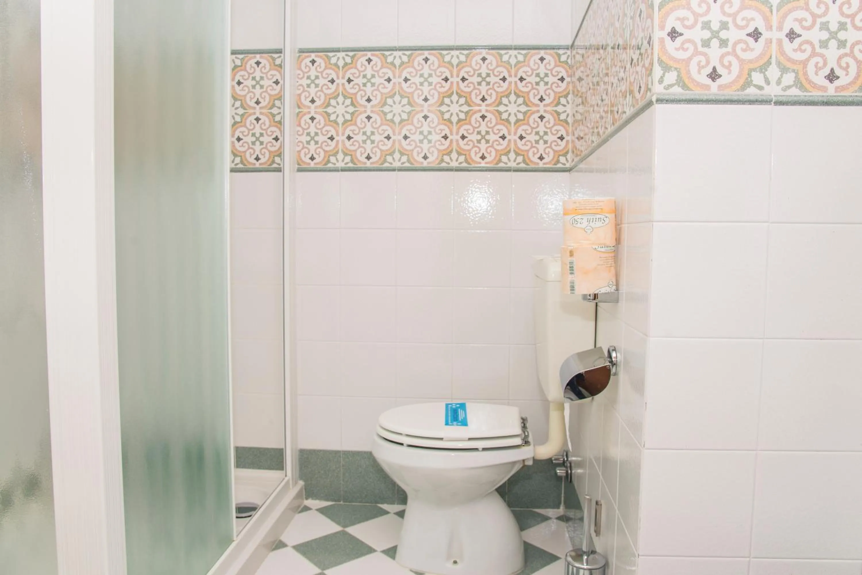 Toilet in Hotel Miramare