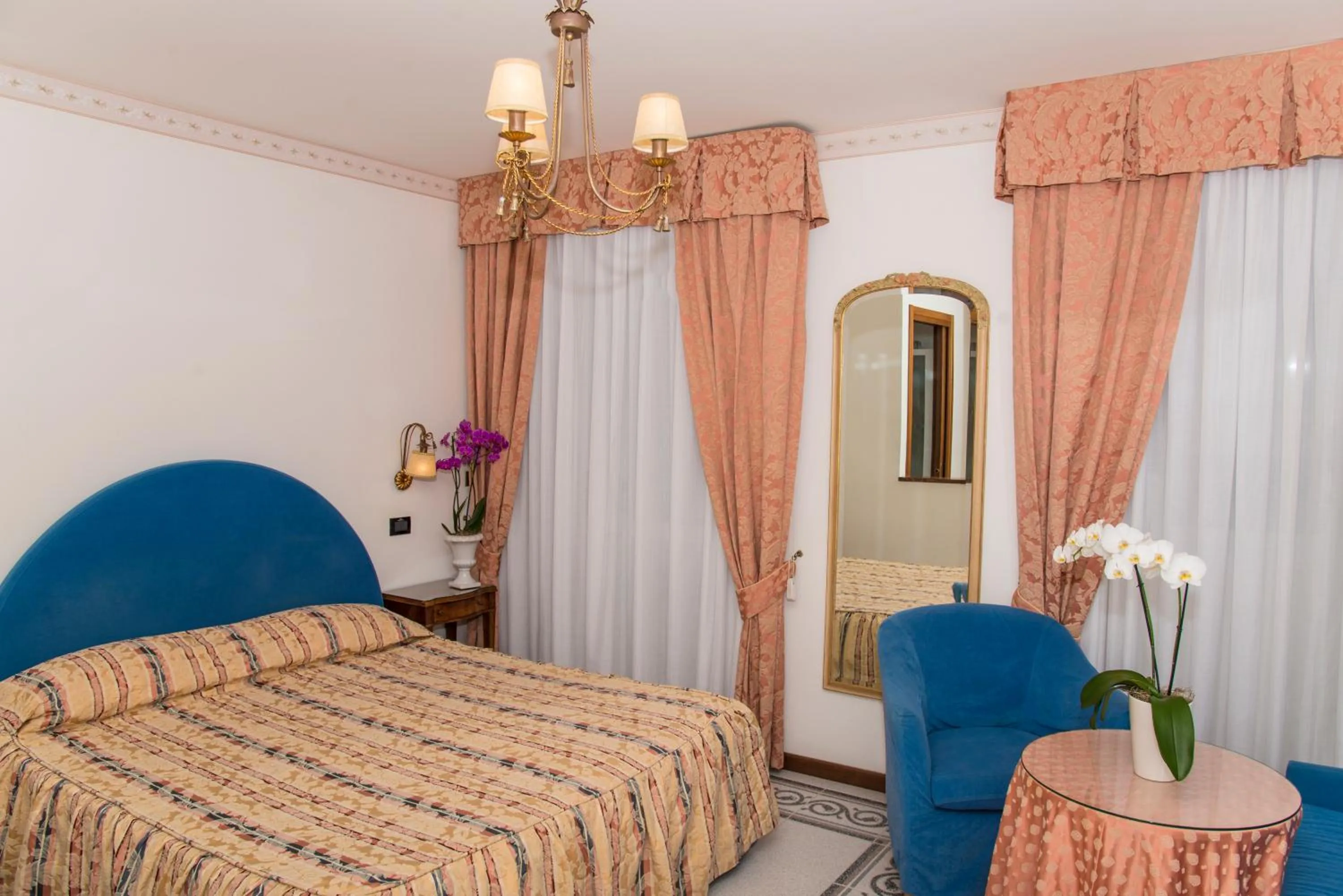 Photo of the whole room, Bed in Hotel Miramare