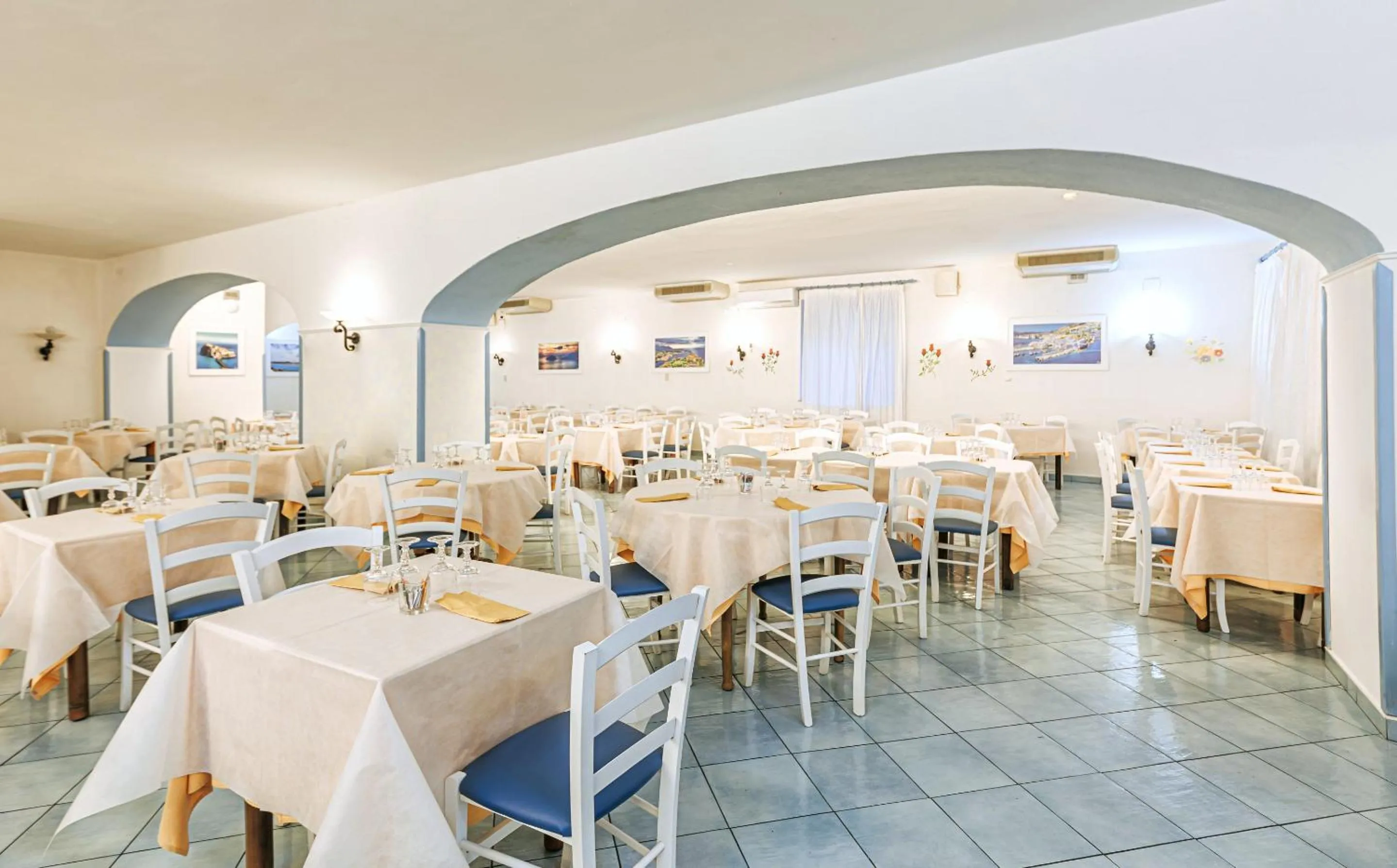 Restaurant/places to eat in Hotel Galidon Wellness Park & SPA