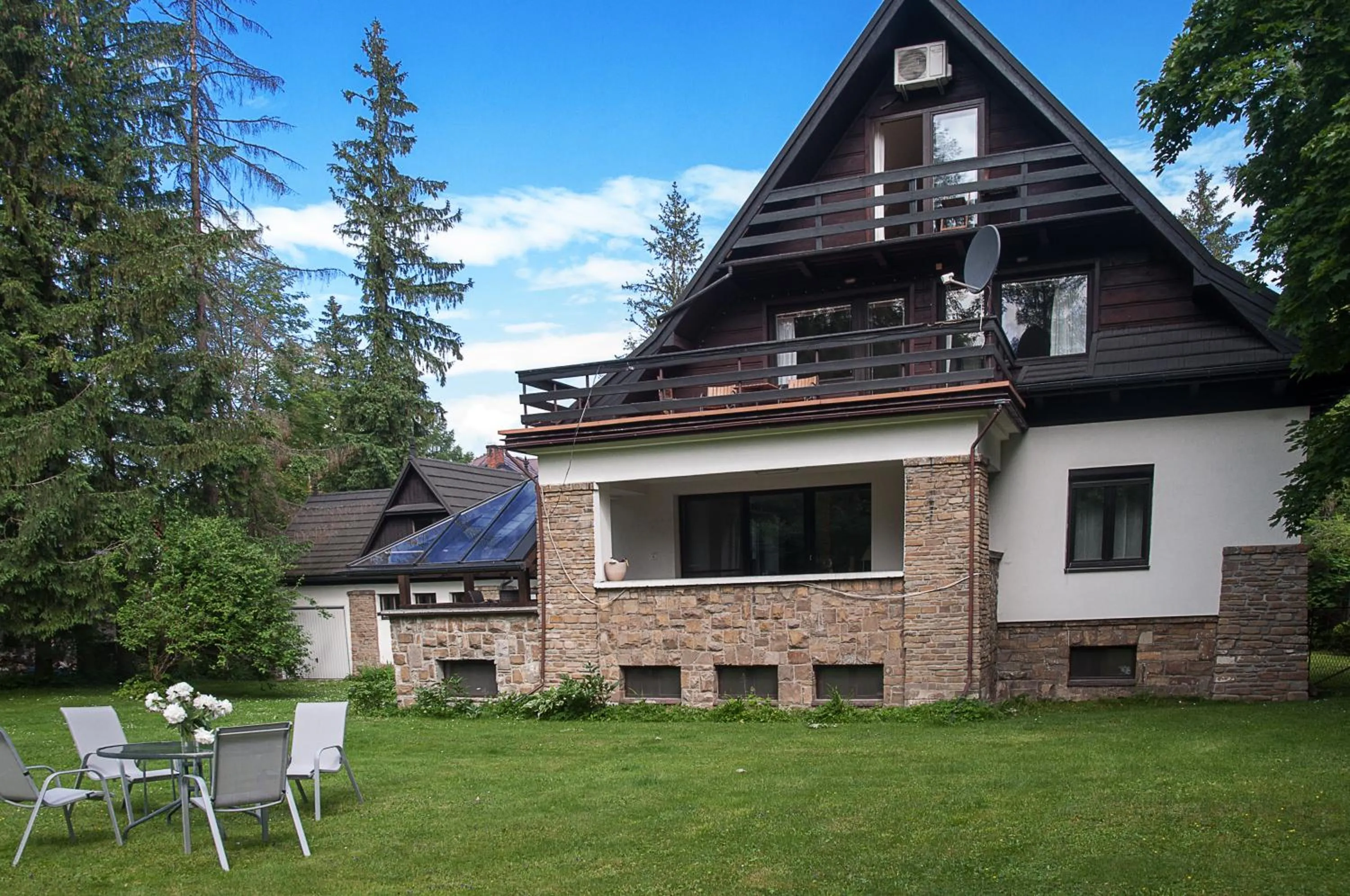 Area and facilities in Willa Marma B&B