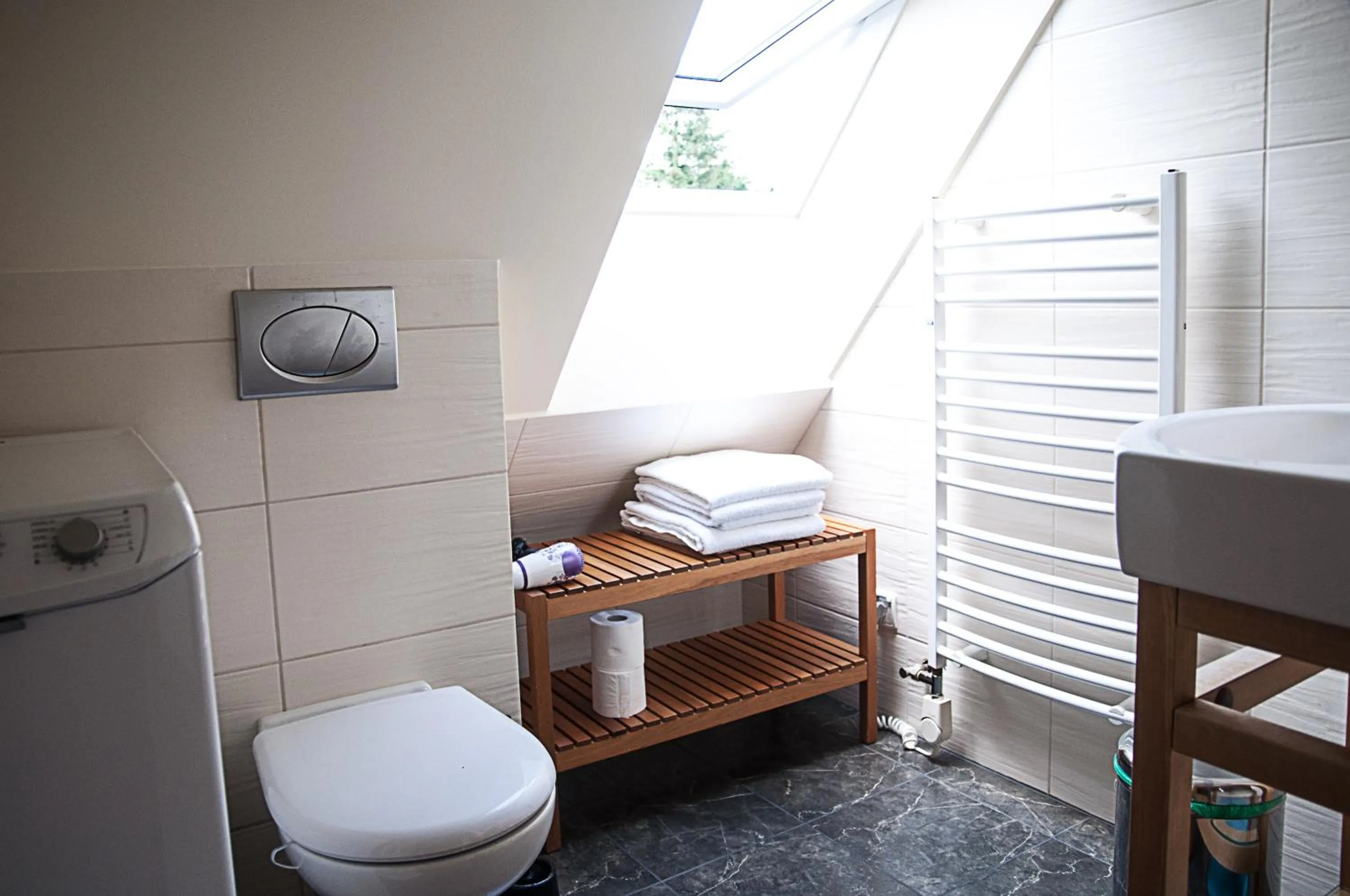 Bathroom, Bed in Willa Marma B&B