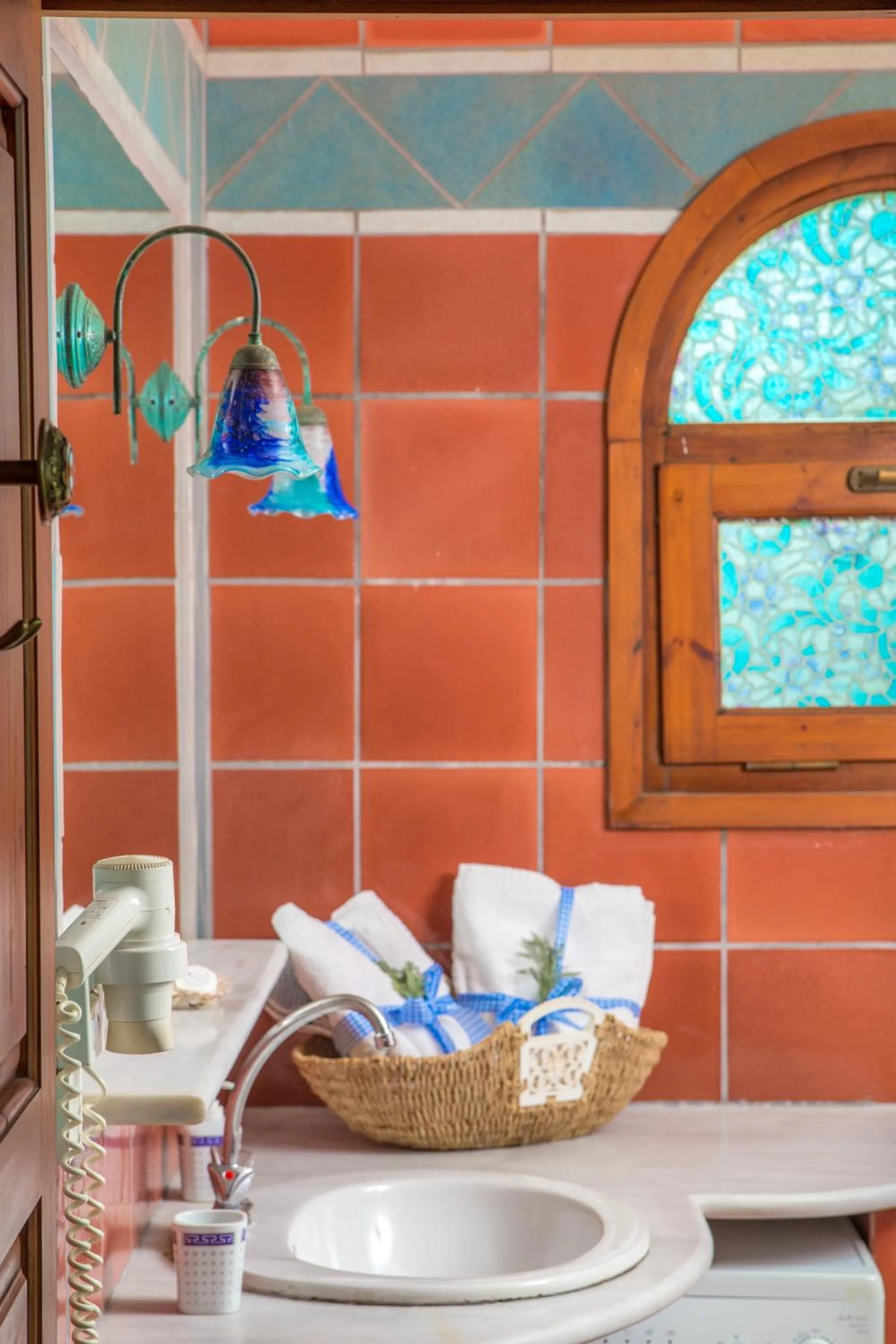 Bathroom in Iliatoras