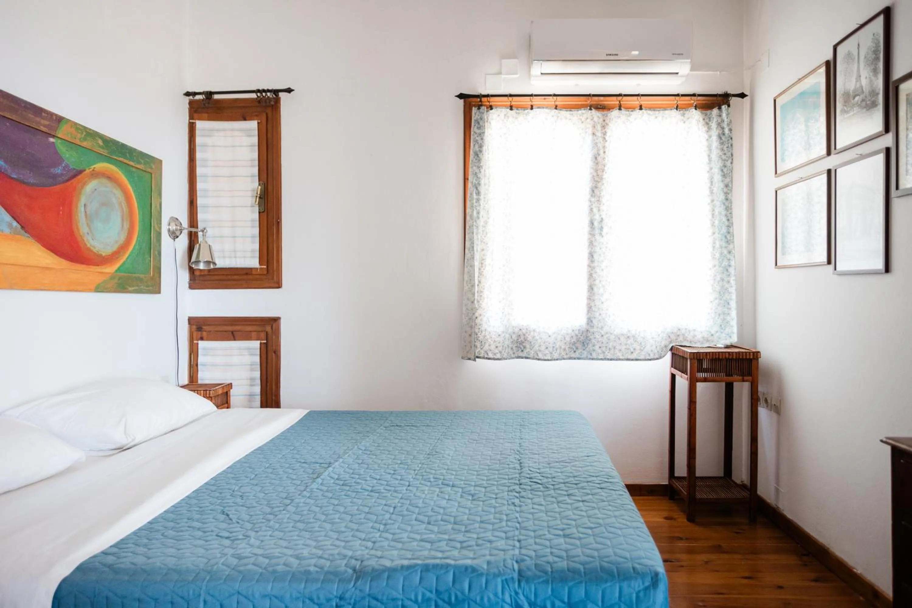 Bedroom, Bed in Iliatoras