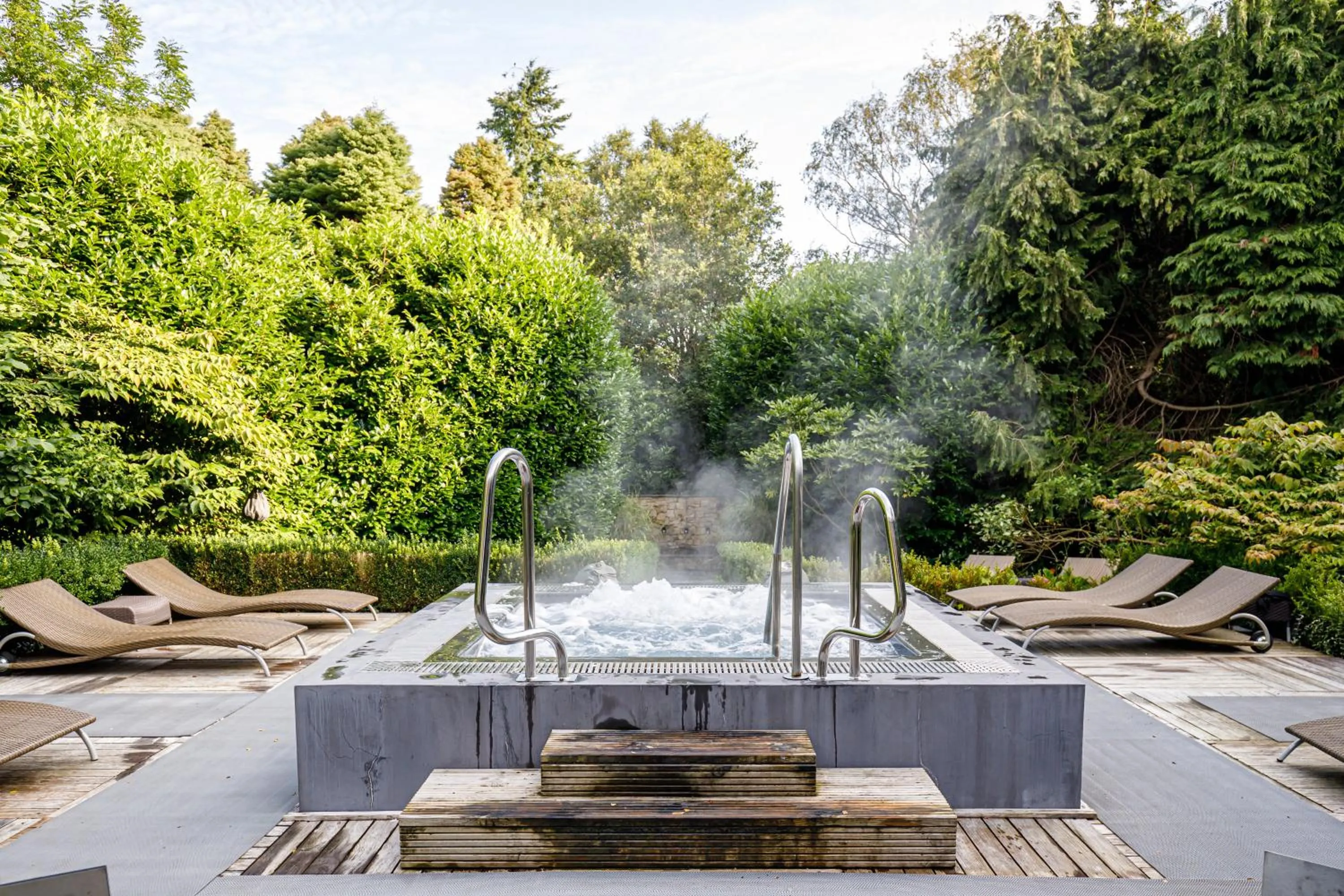 Hot Tub in Alexander House Hotel & Utopia Spa