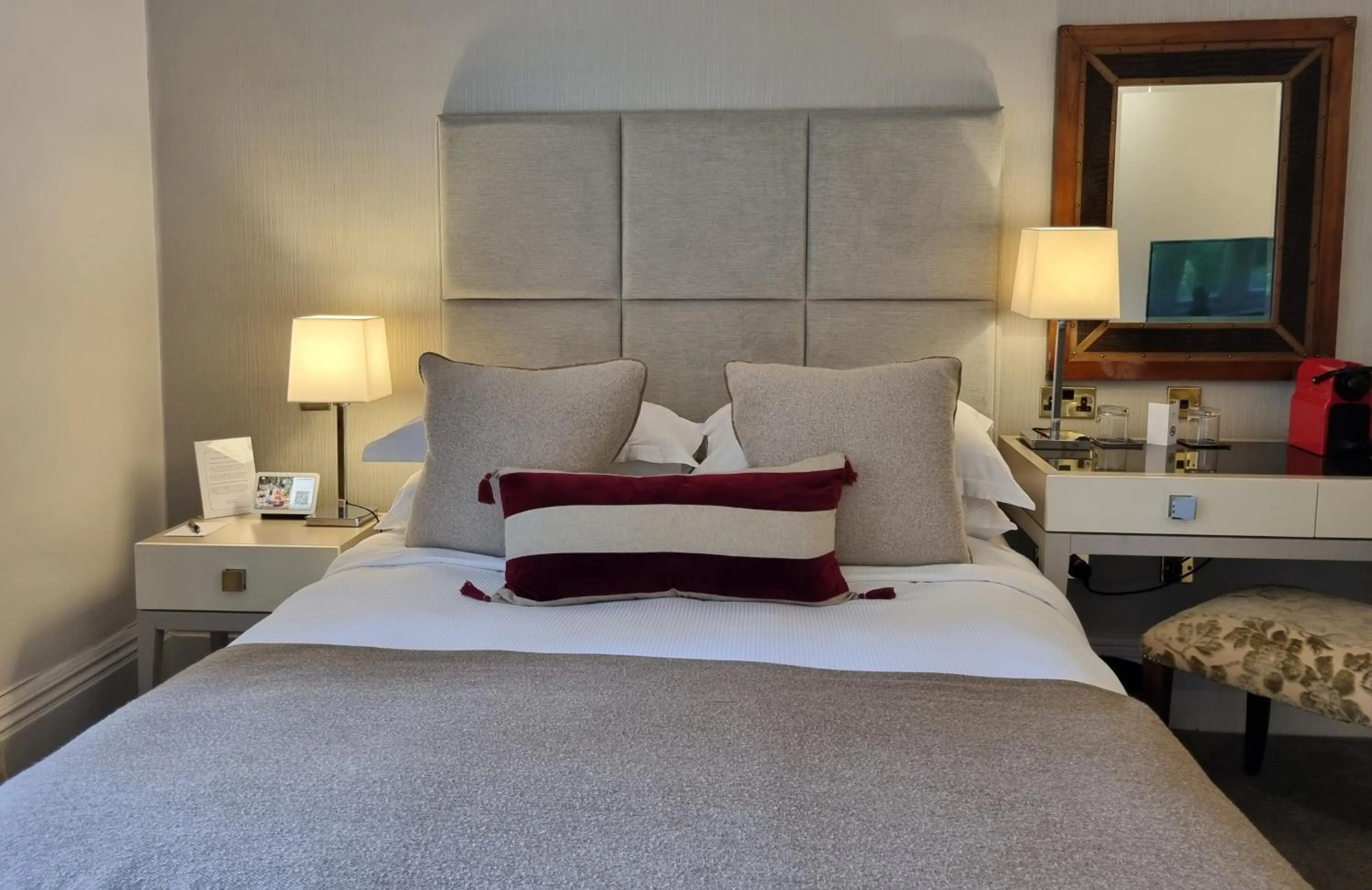 Bed in Alexander House Hotel & Utopia Spa