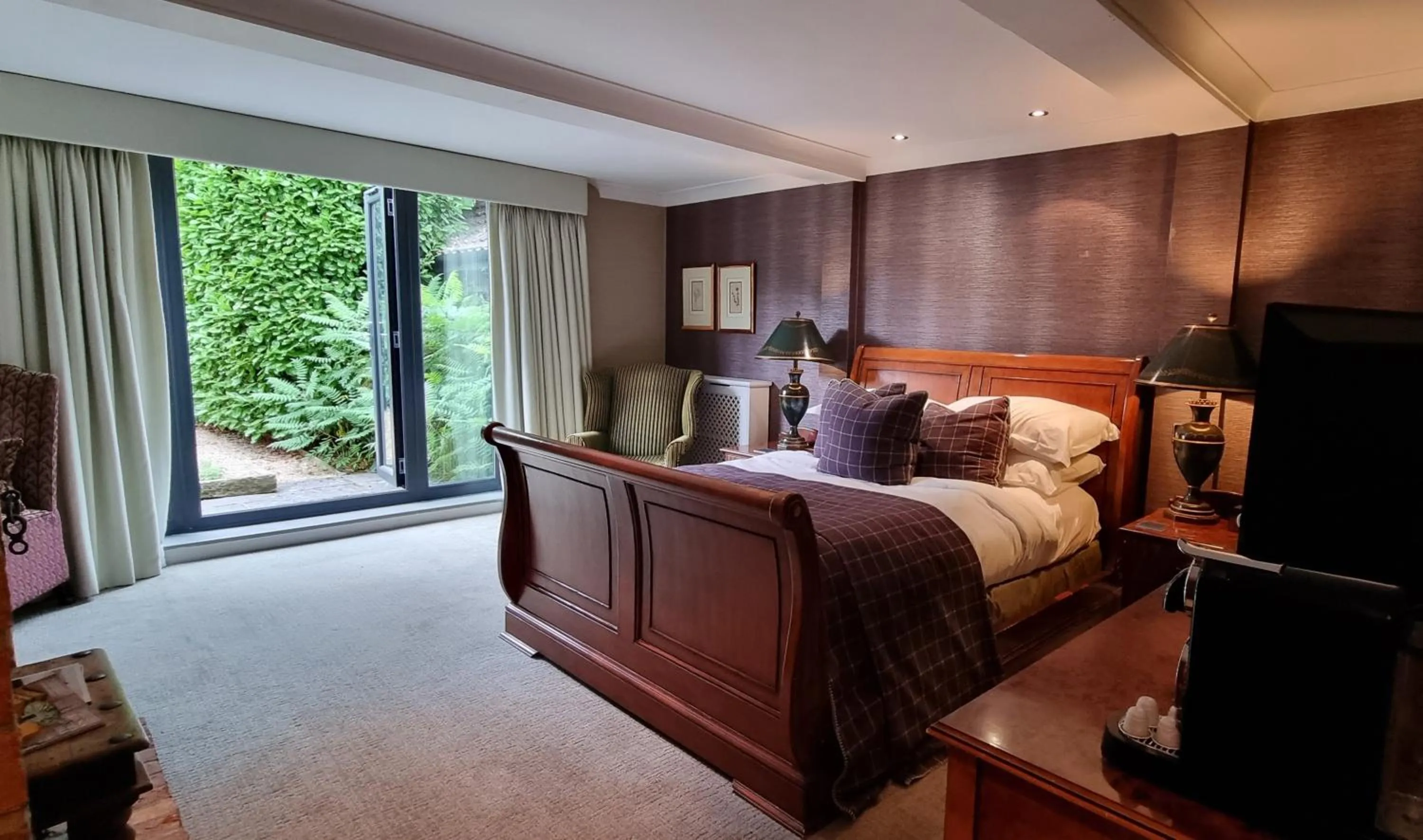 Bed in Langshott Manor - Luxury Hotel Gatwick