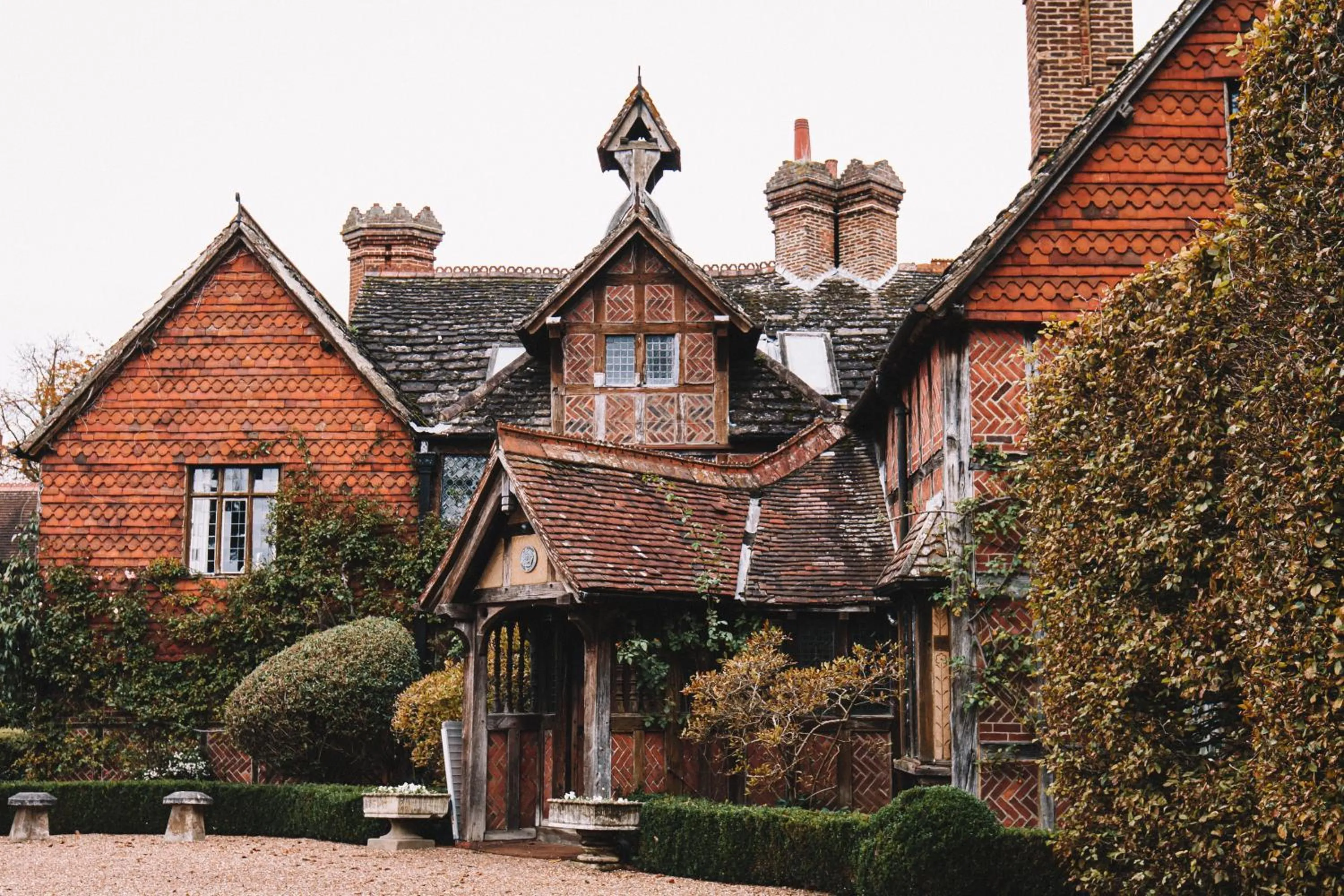 Property building in Langshott Manor - Luxury Hotel Gatwick