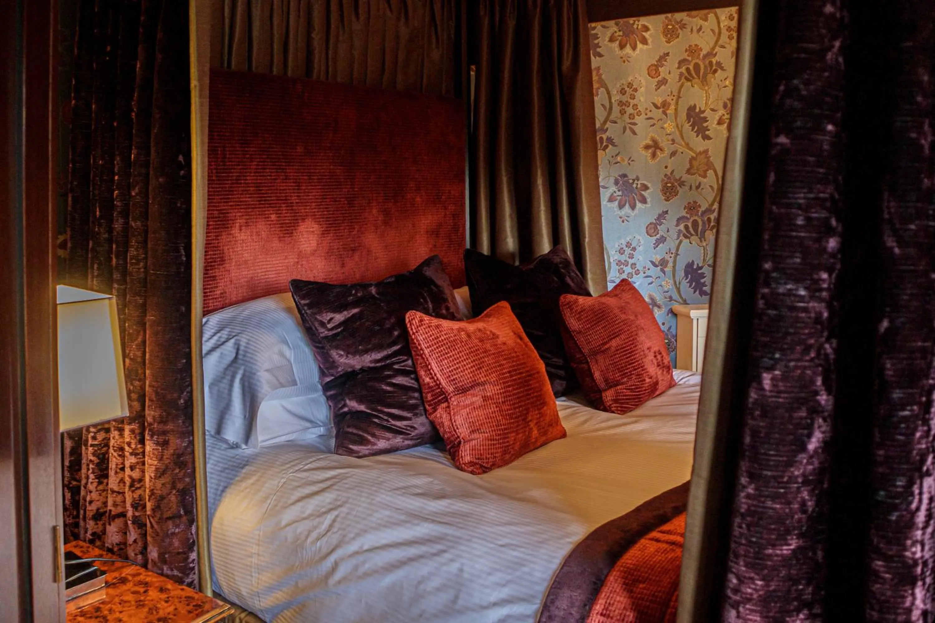 Bed in Langshott Manor - Luxury Hotel Gatwick