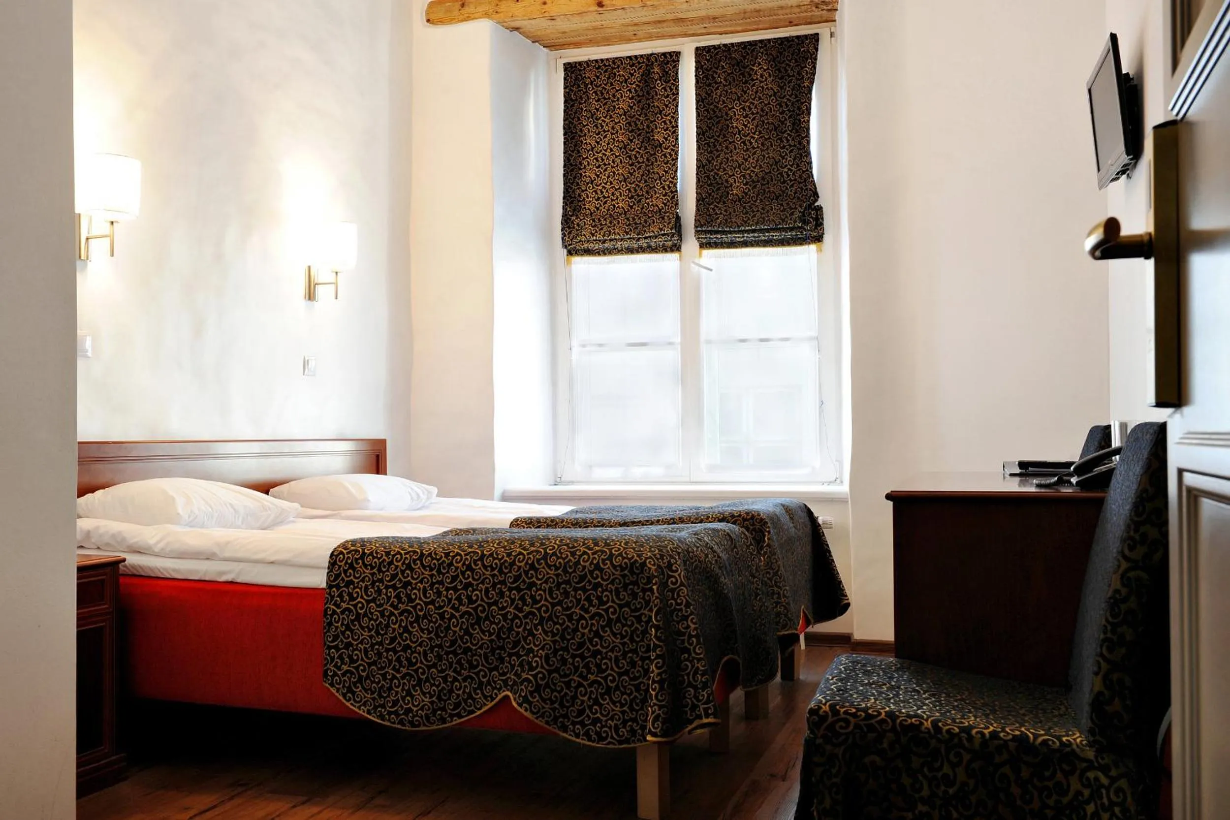 Bedroom, Bed in Gotthard Residents