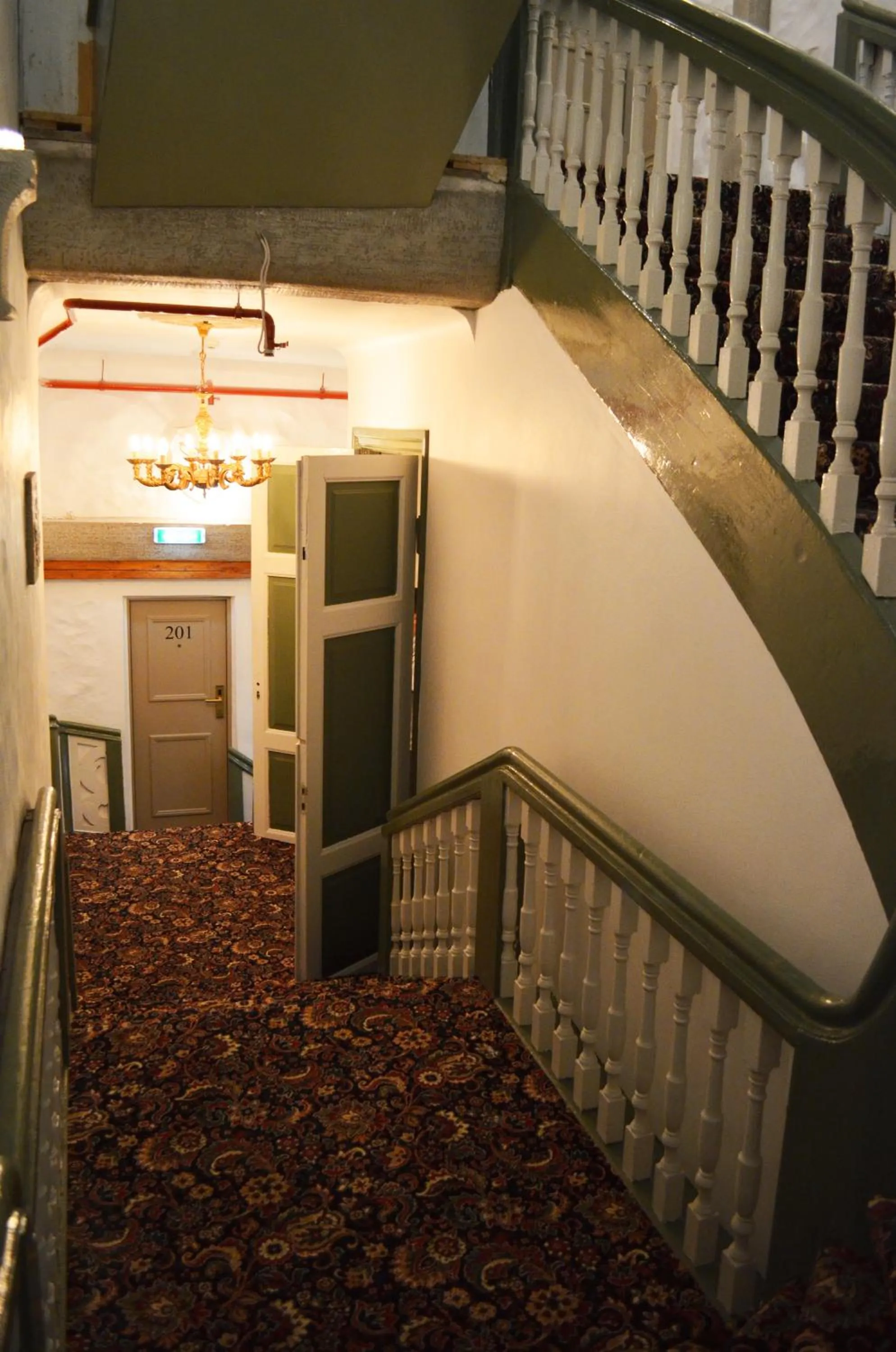 Other in Gotthard Residents