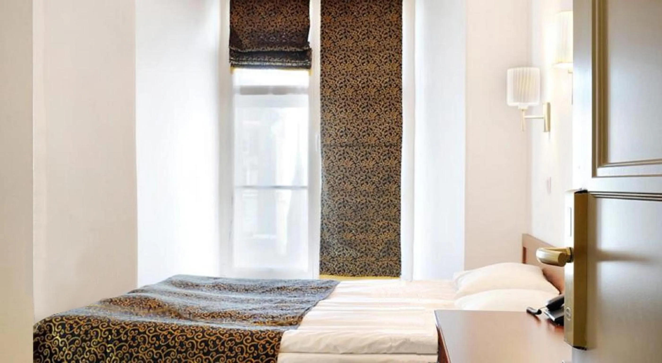 Bed in Gotthard Residents