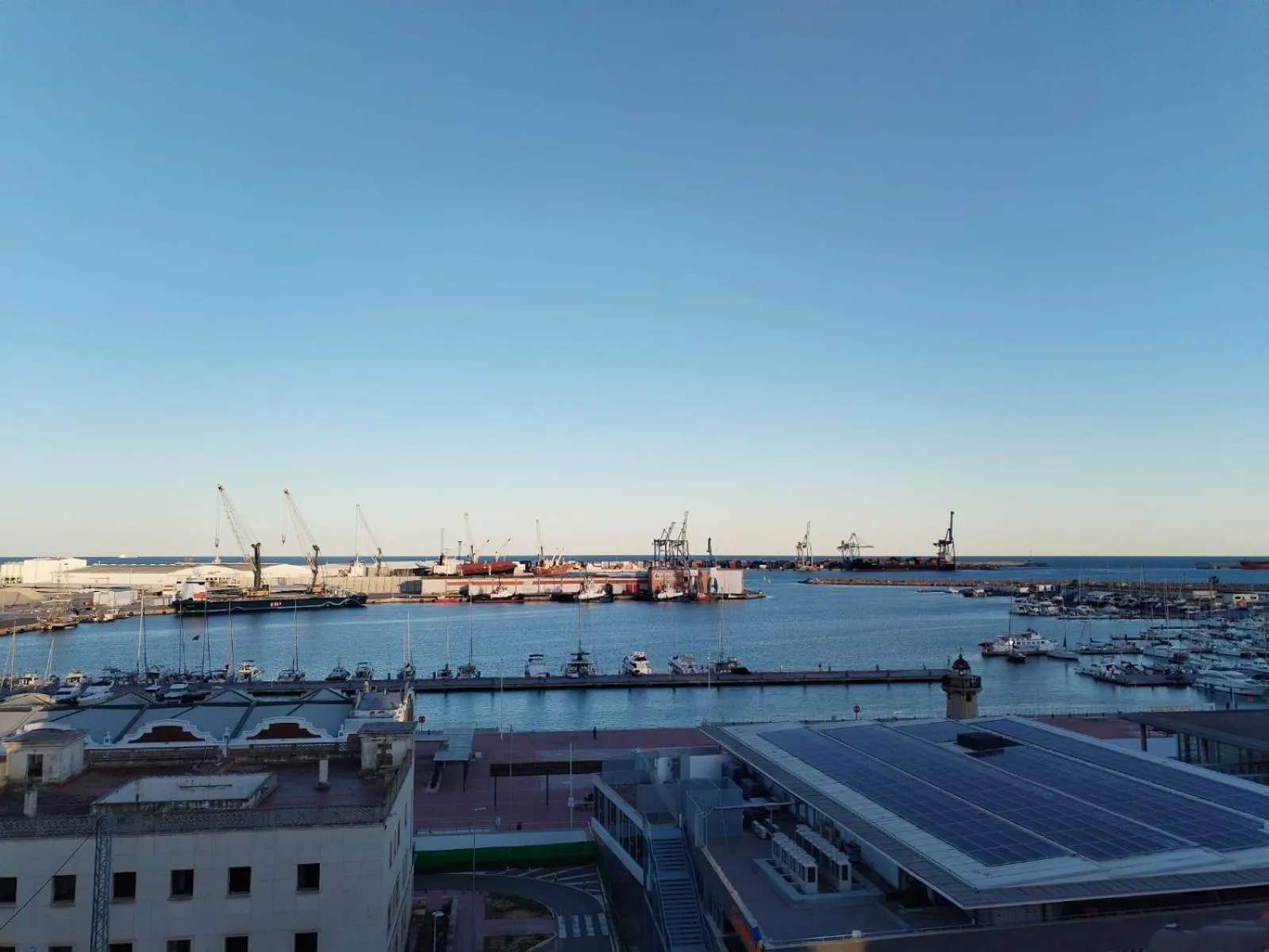 Two-Bedroom Deluxe Apartment with Ocean View in Apartamentos Marina Suites