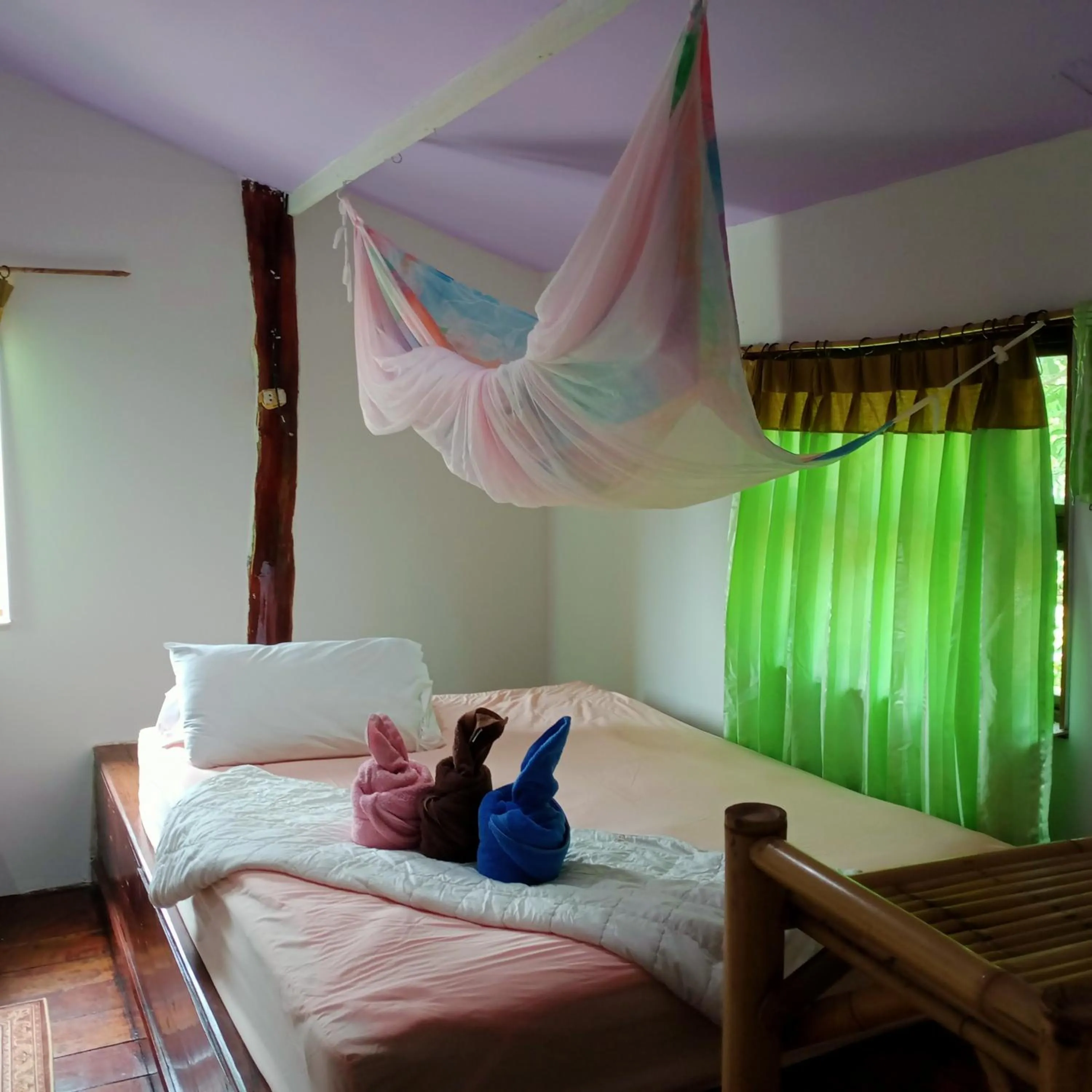 Bed in Comon Bungalow HaadChaoPhao