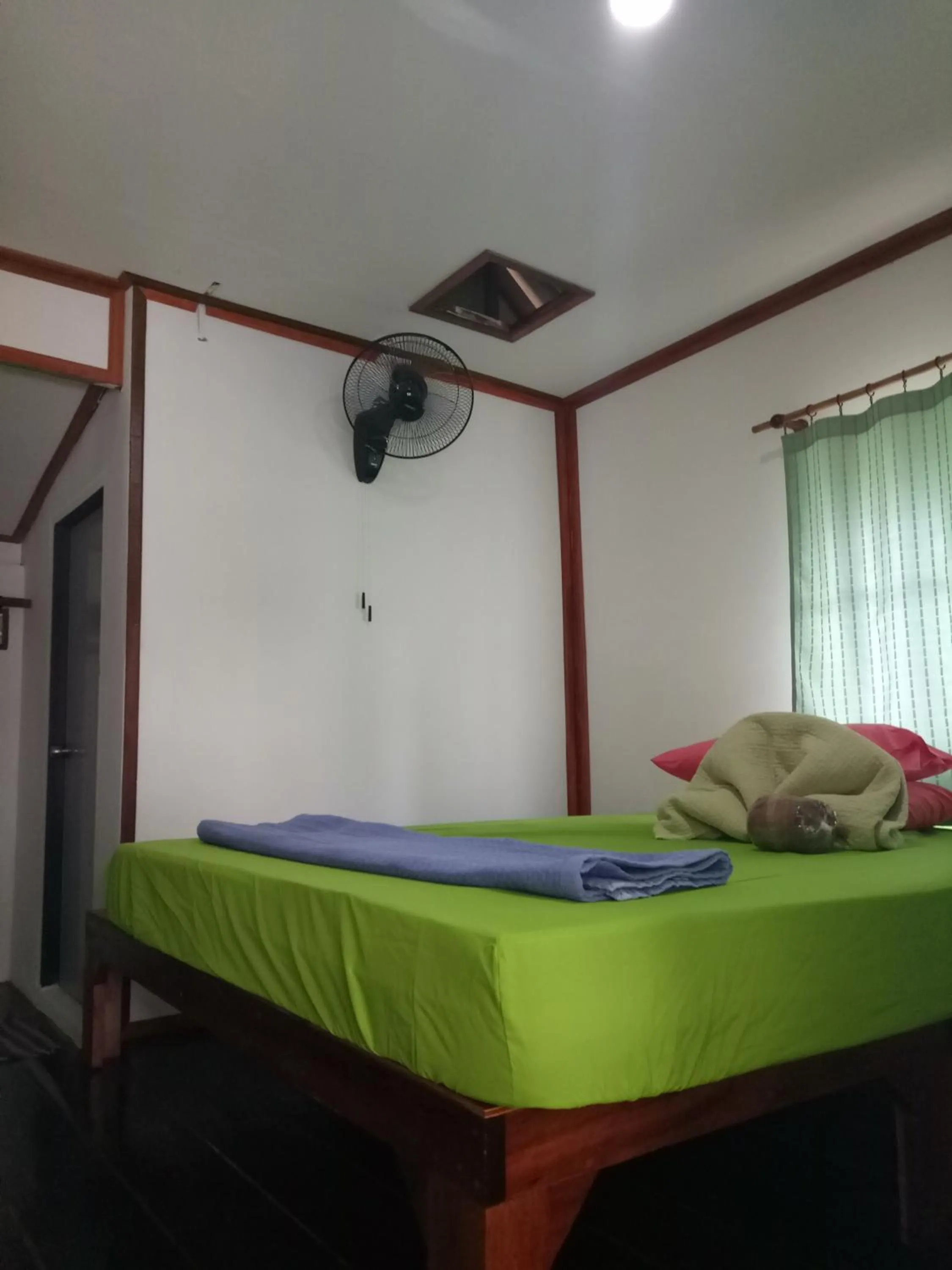 Garden view, Bed in Comon Bungalow HaadChaoPhao