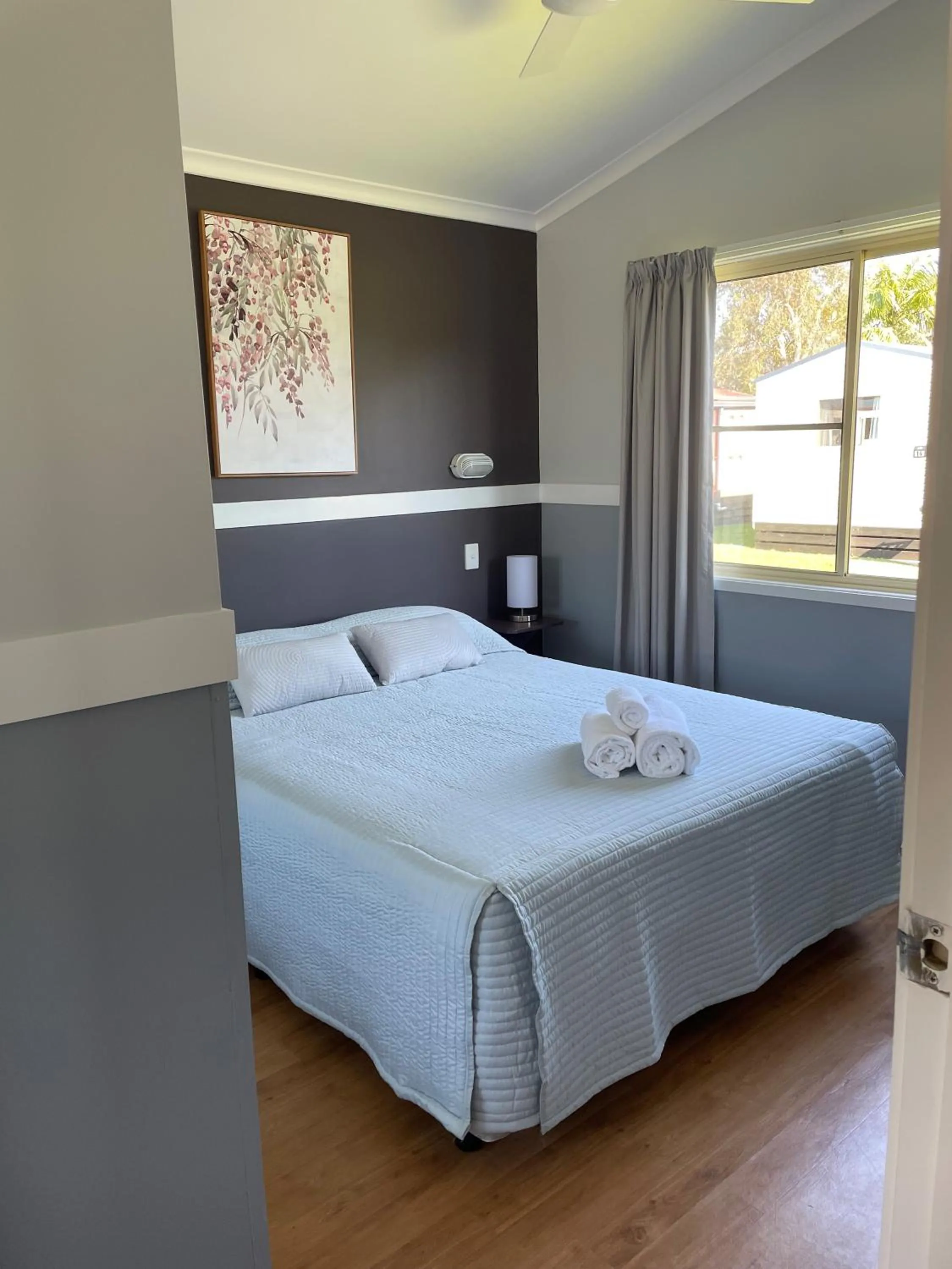 Bedroom, Bed in Stoney Park Holiday Park