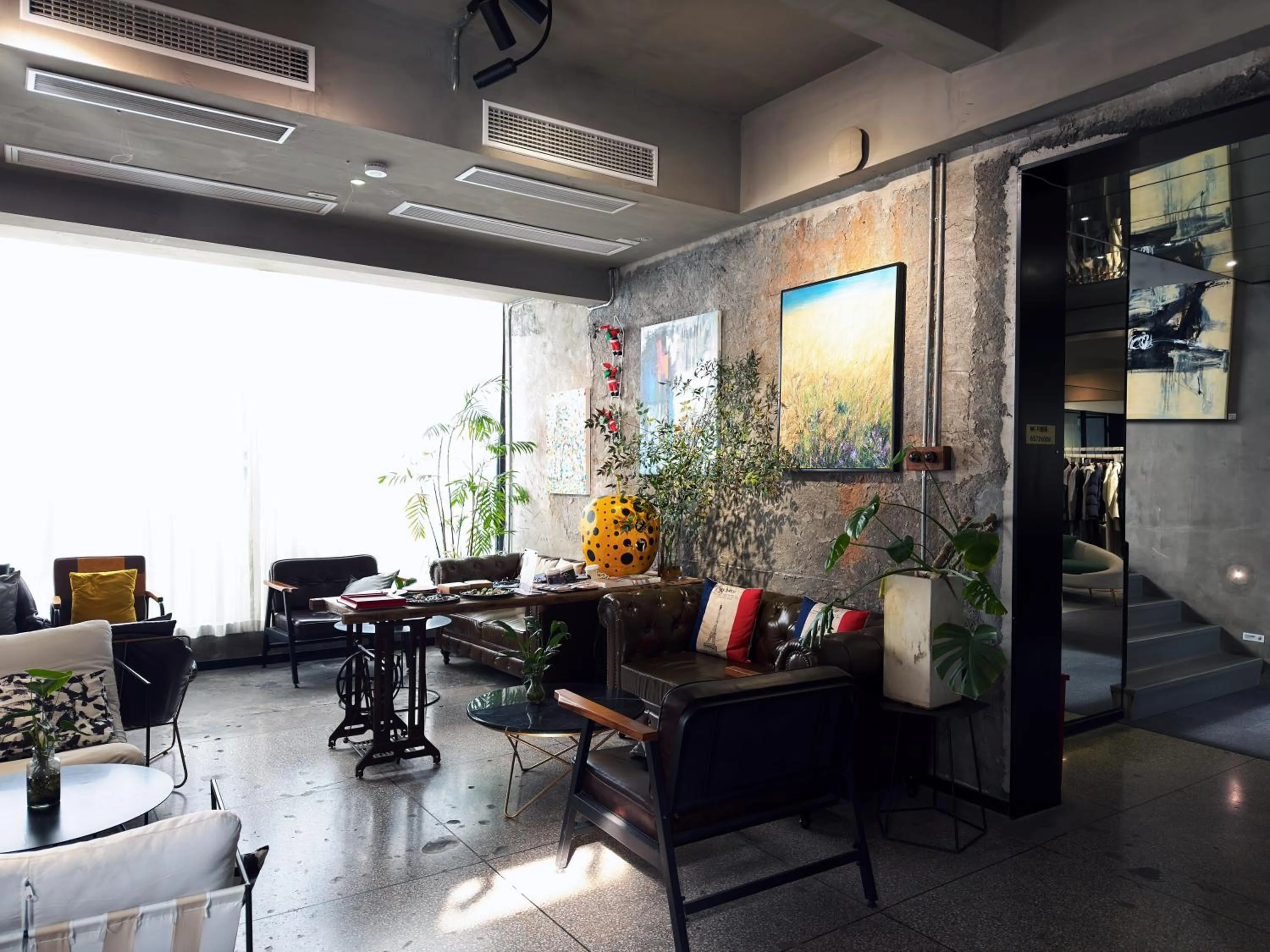 Suzhou Unique Space Design Art Hotel