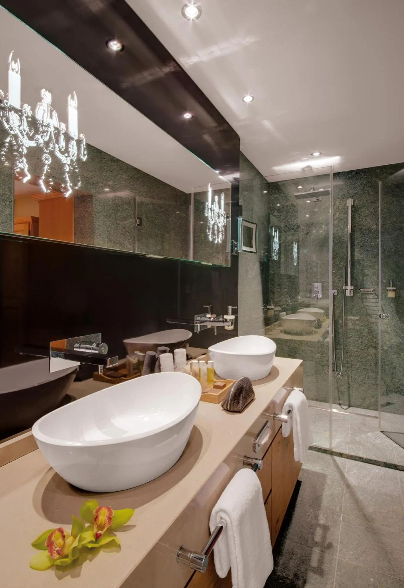 Bathroom in Giardino Mountain