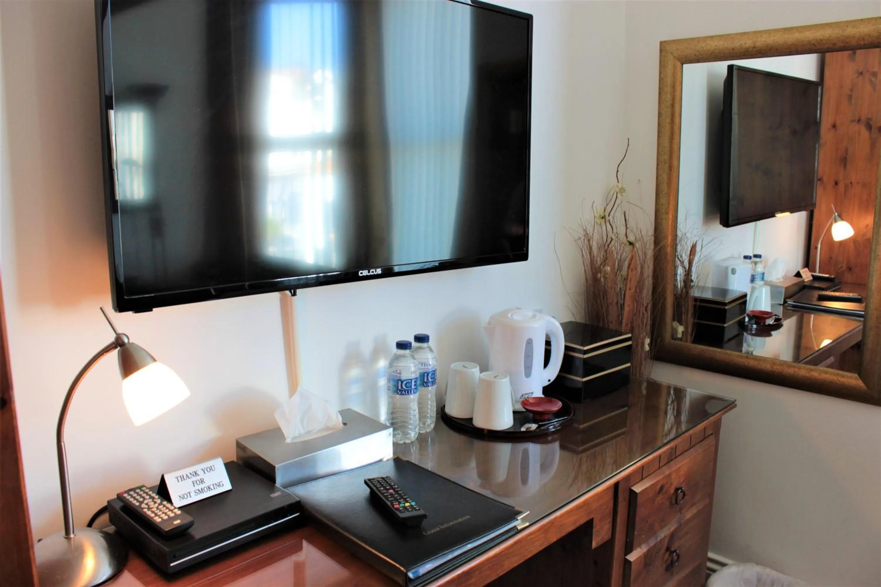 TV and multimedia in The P&M Paignton RESIDENCE