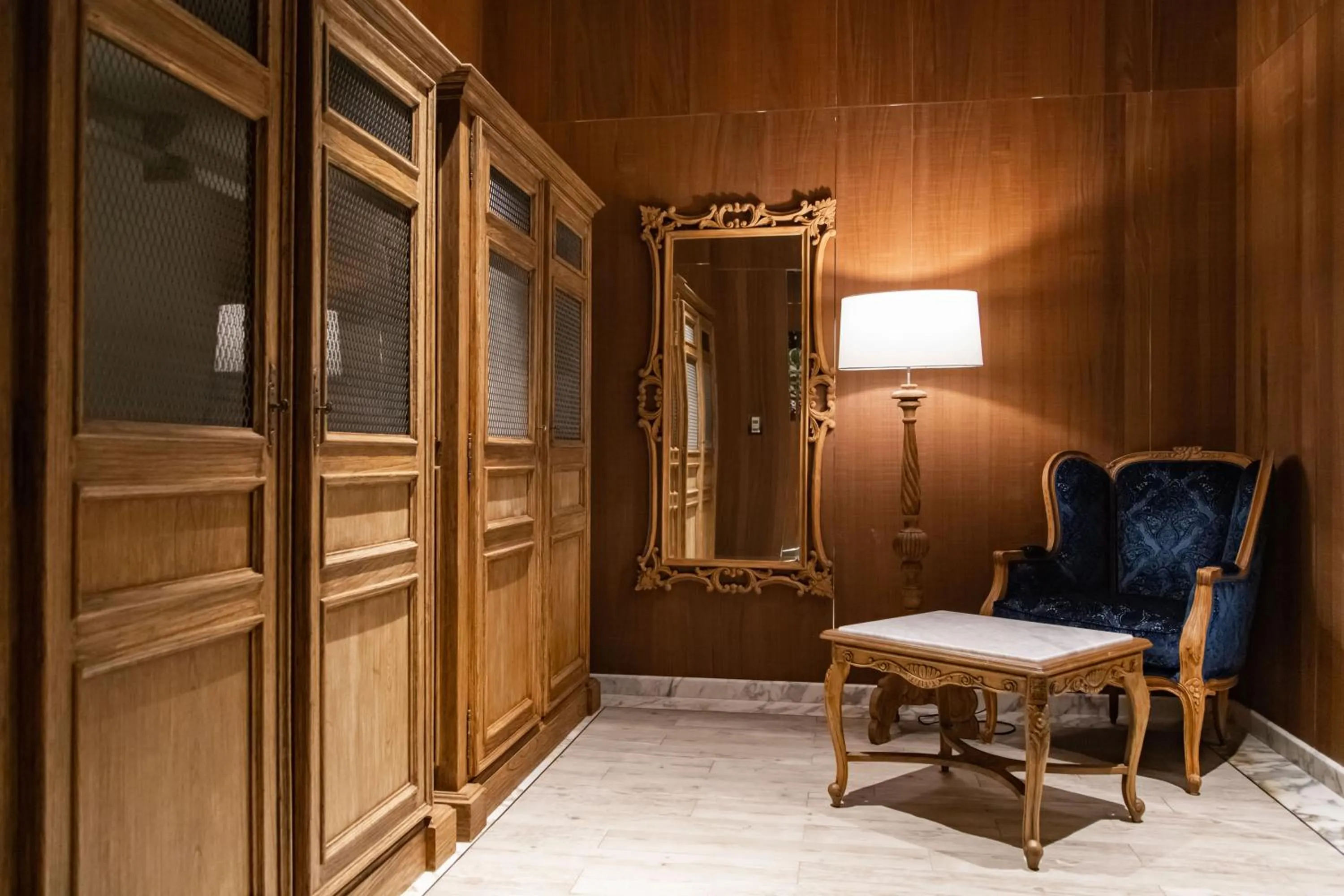 Photo of the whole room in Inhouse Hotel Grand