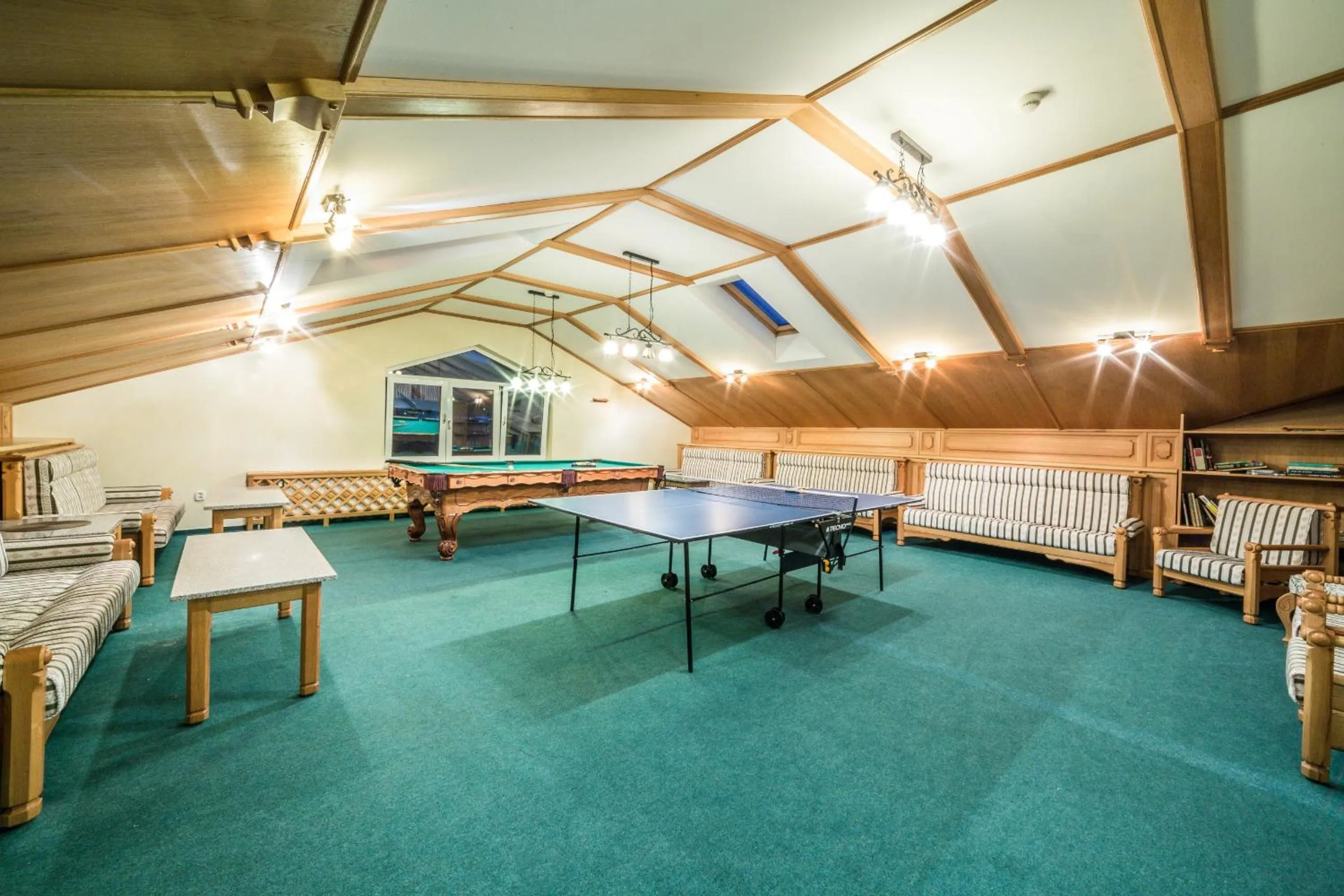 Table tennis in Hotel Diana