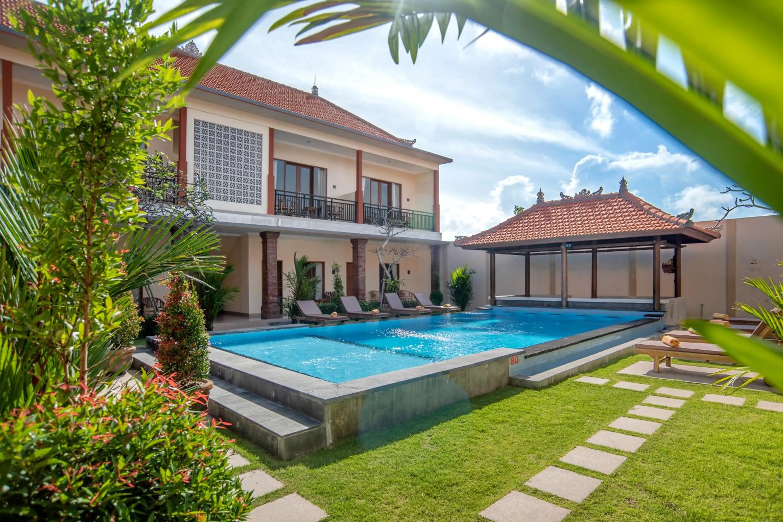 Garden in Tom's Inn Pecatu