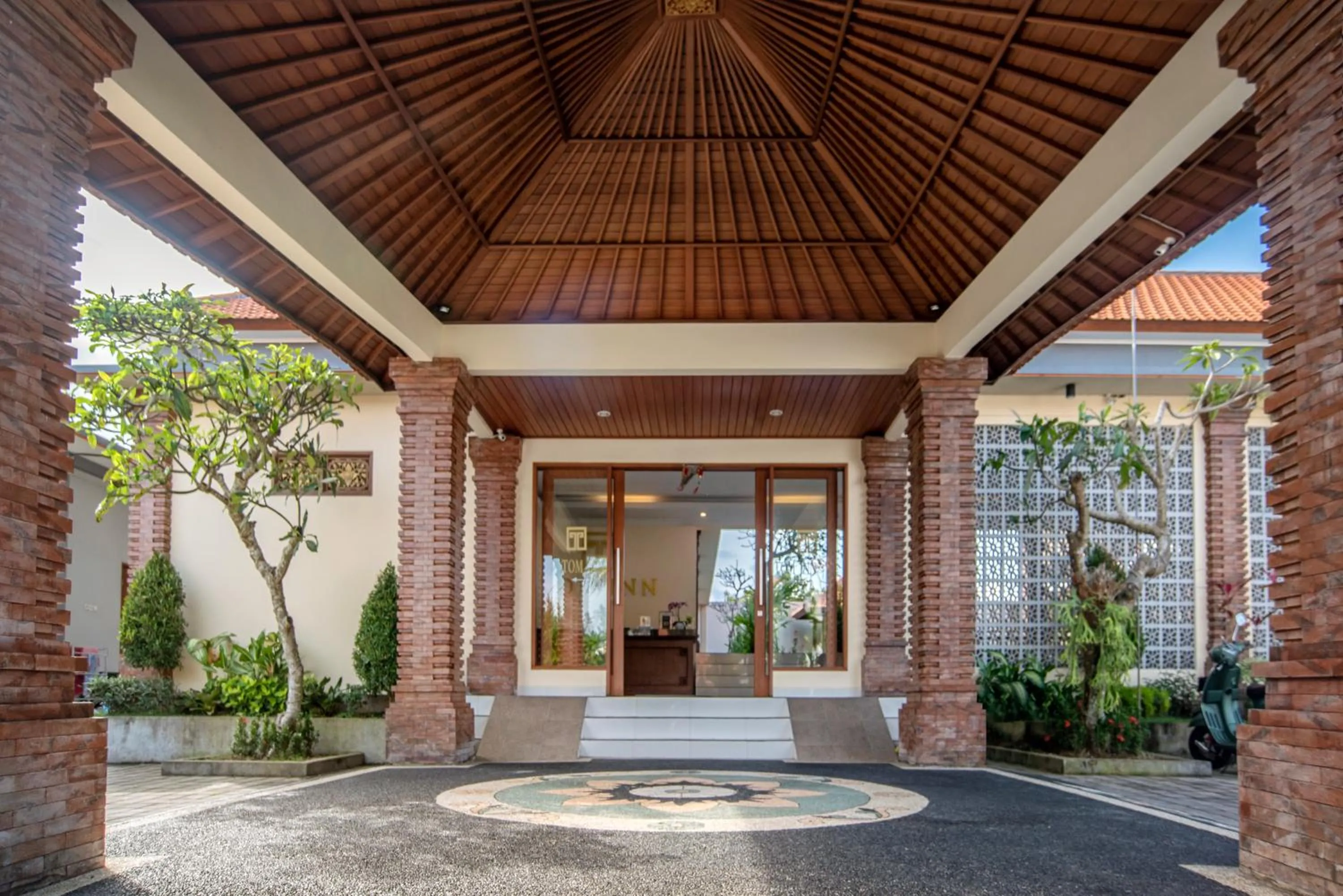 Lobby or reception in Tom's Inn Pecatu