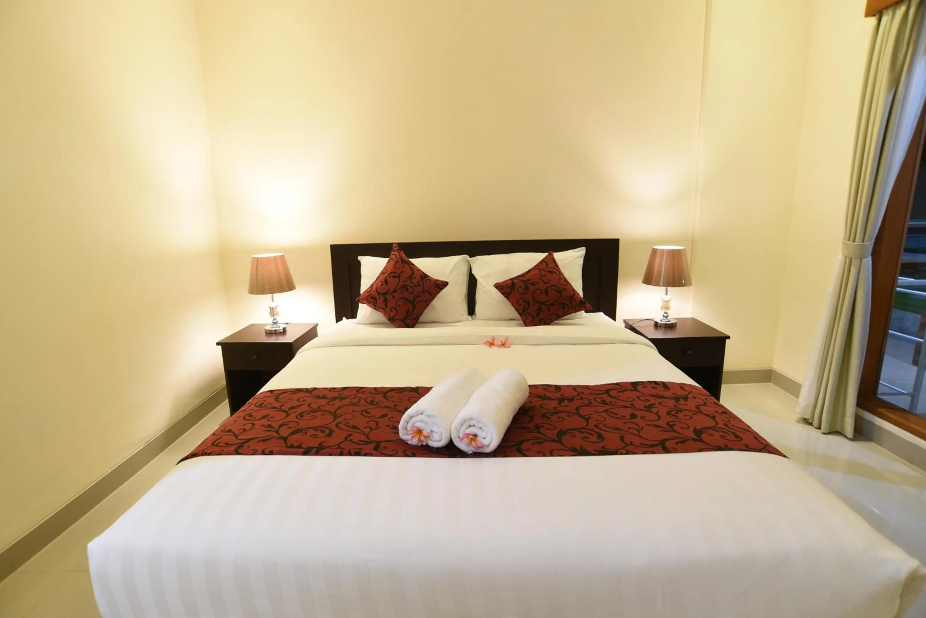 Bedroom, Bed in Tom's Inn Pecatu