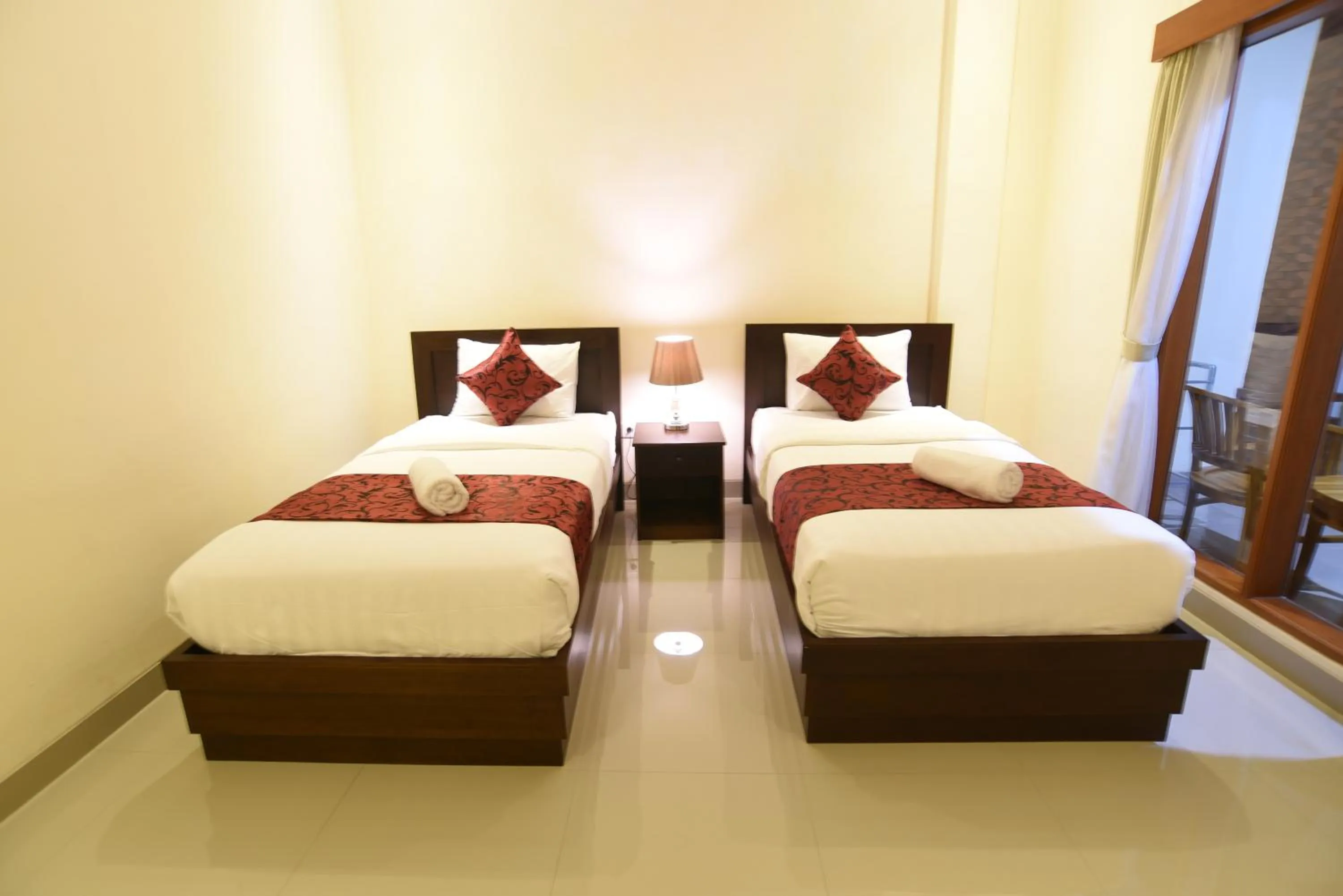 Bedroom, Bed in Tom's Inn Pecatu