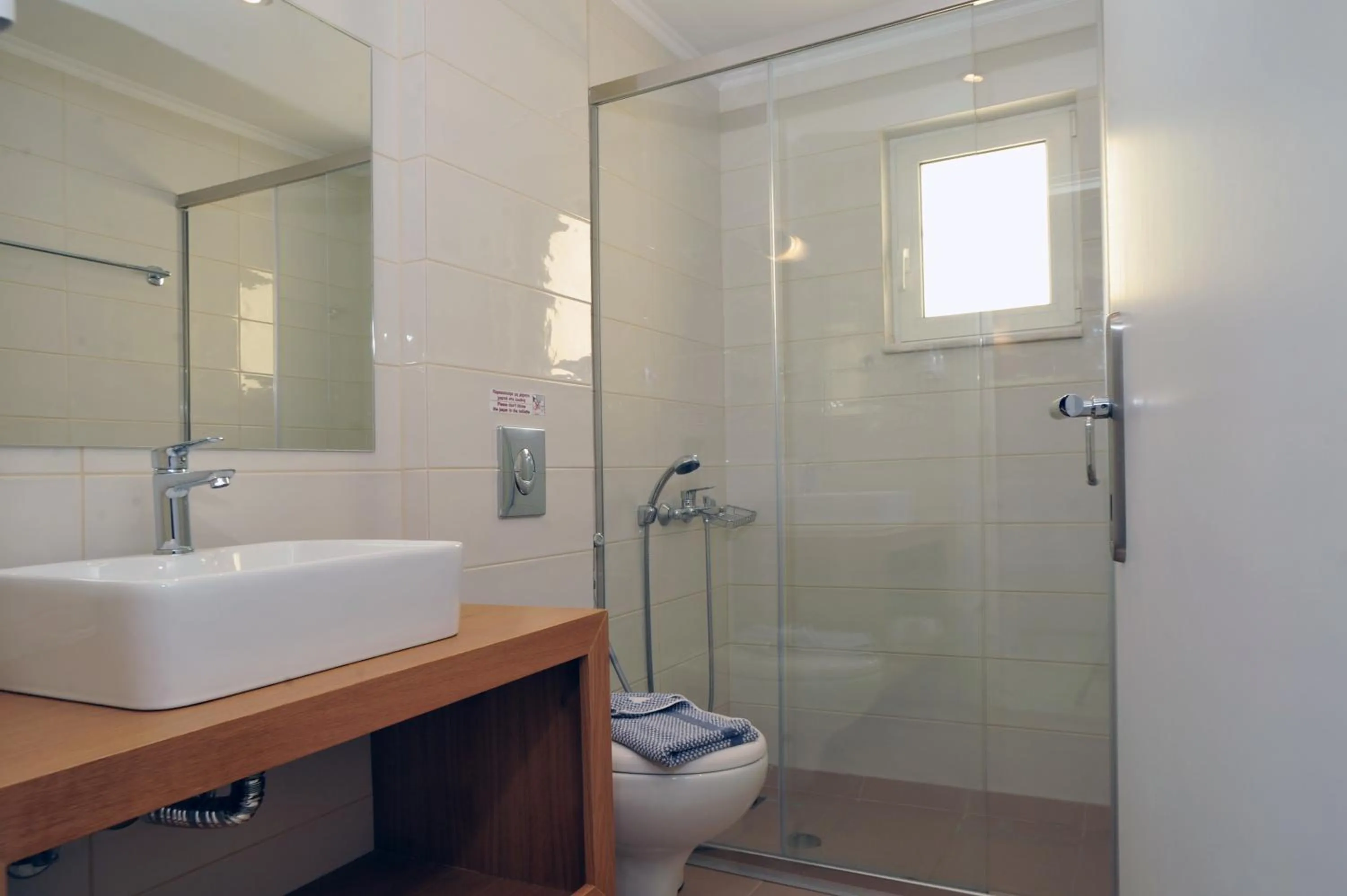 Shower in Mithos Premium Rooms