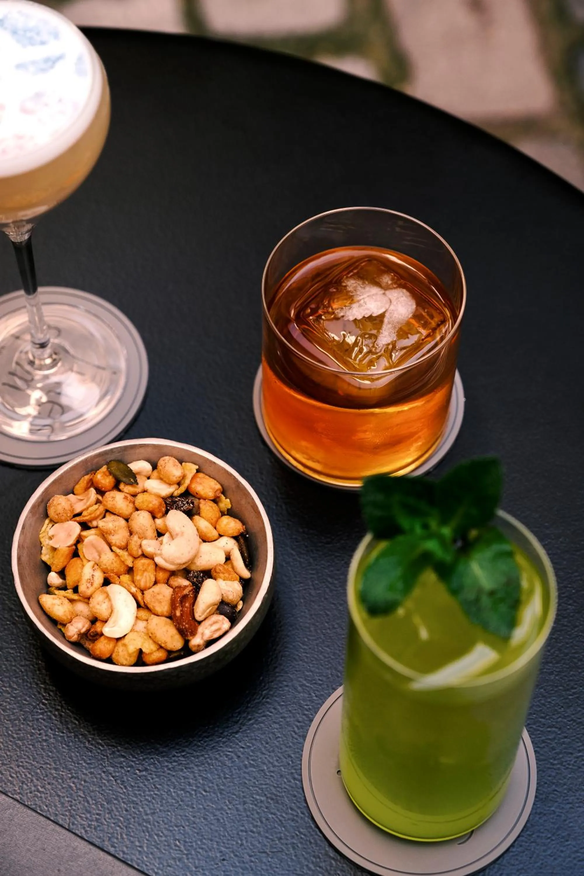 Lounge or bar in Hôtel Jules & Jim