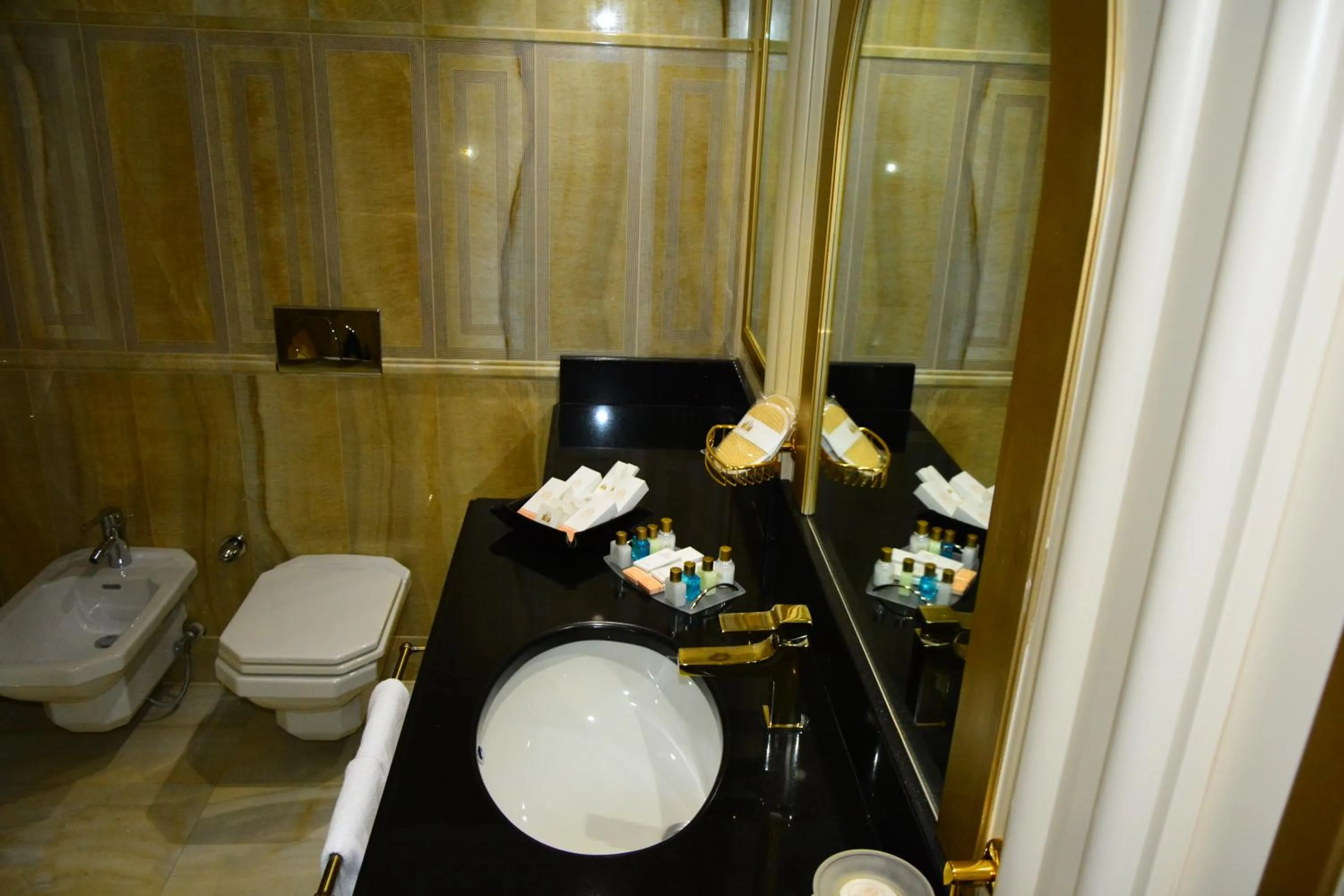 Toilet in Hotel Intourist Palace Batumi