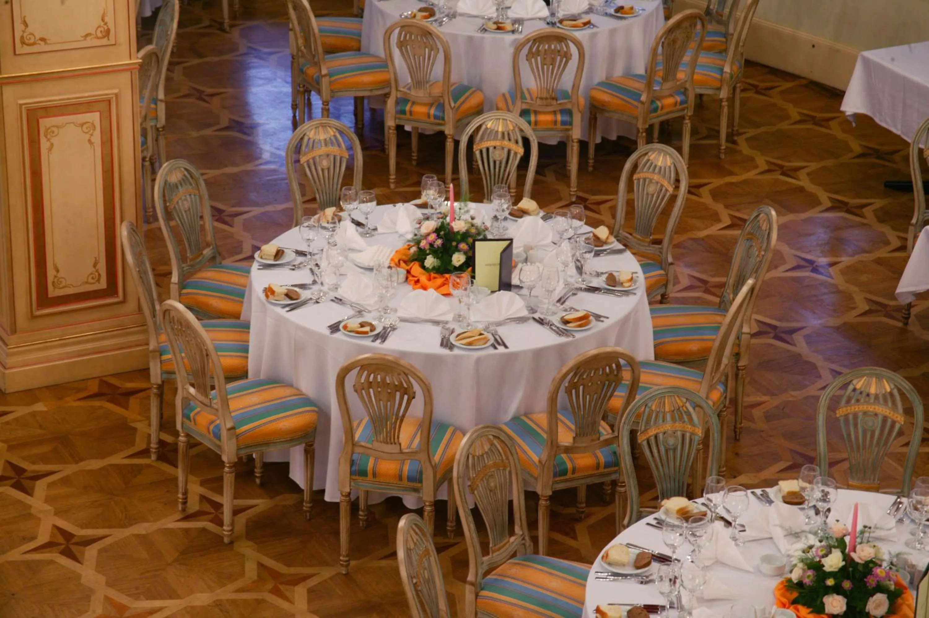 Restaurant/places to eat in Hotel Intourist Palace Batumi