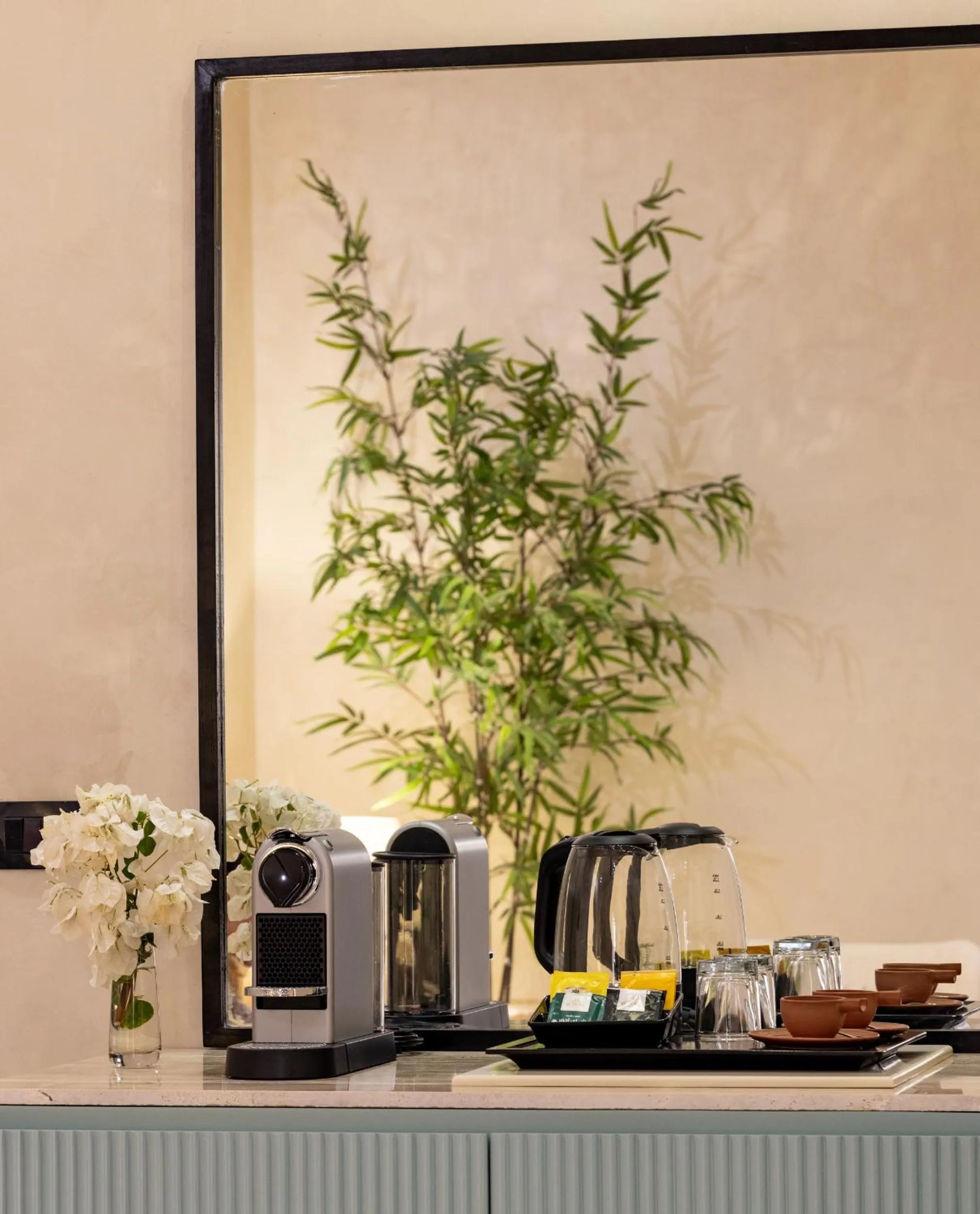 Coffee/tea facilities in Desert Rose Resort